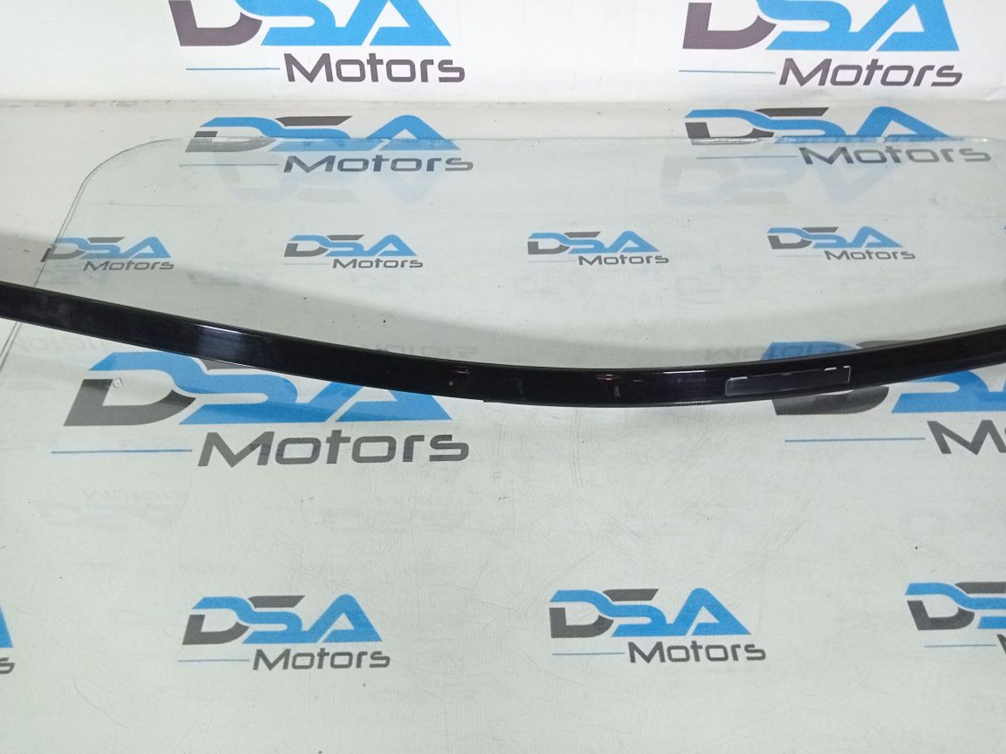 https://ycs.partsauto.market/partsauto-images/thmbs/userImages/b7628e092085f1f91467af1afb6e7630/part/88c9cb0c-55b5-4100-a4e6-1ee45af4b60f_1747216967097.jpg