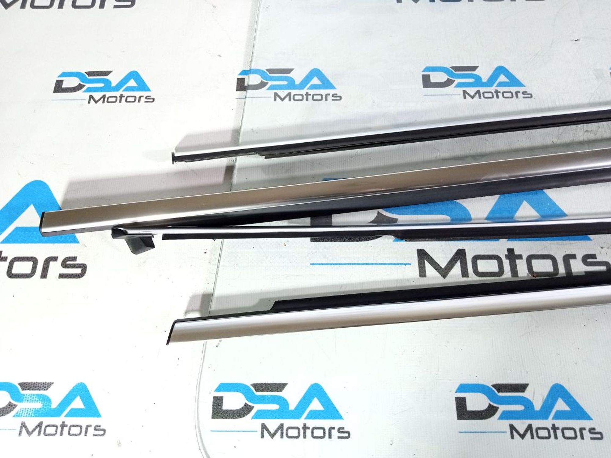https://ycs.partsauto.market/partsauto-images/thmbs/userImages/b7628e092085f1f91467af1afb6e7630/part/890af4c5-93b7-4730-ac20-e649d4b5beab_1741266367588.jpg