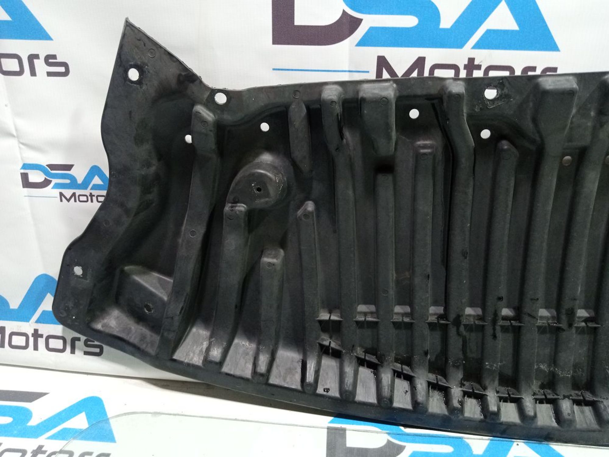 https://ycs.partsauto.market/partsauto-images/thmbs/userImages/b7628e092085f1f91467af1afb6e7630/part/89121789-24de-42c7-bded-6f1c394f1012_1748410799375.jpg