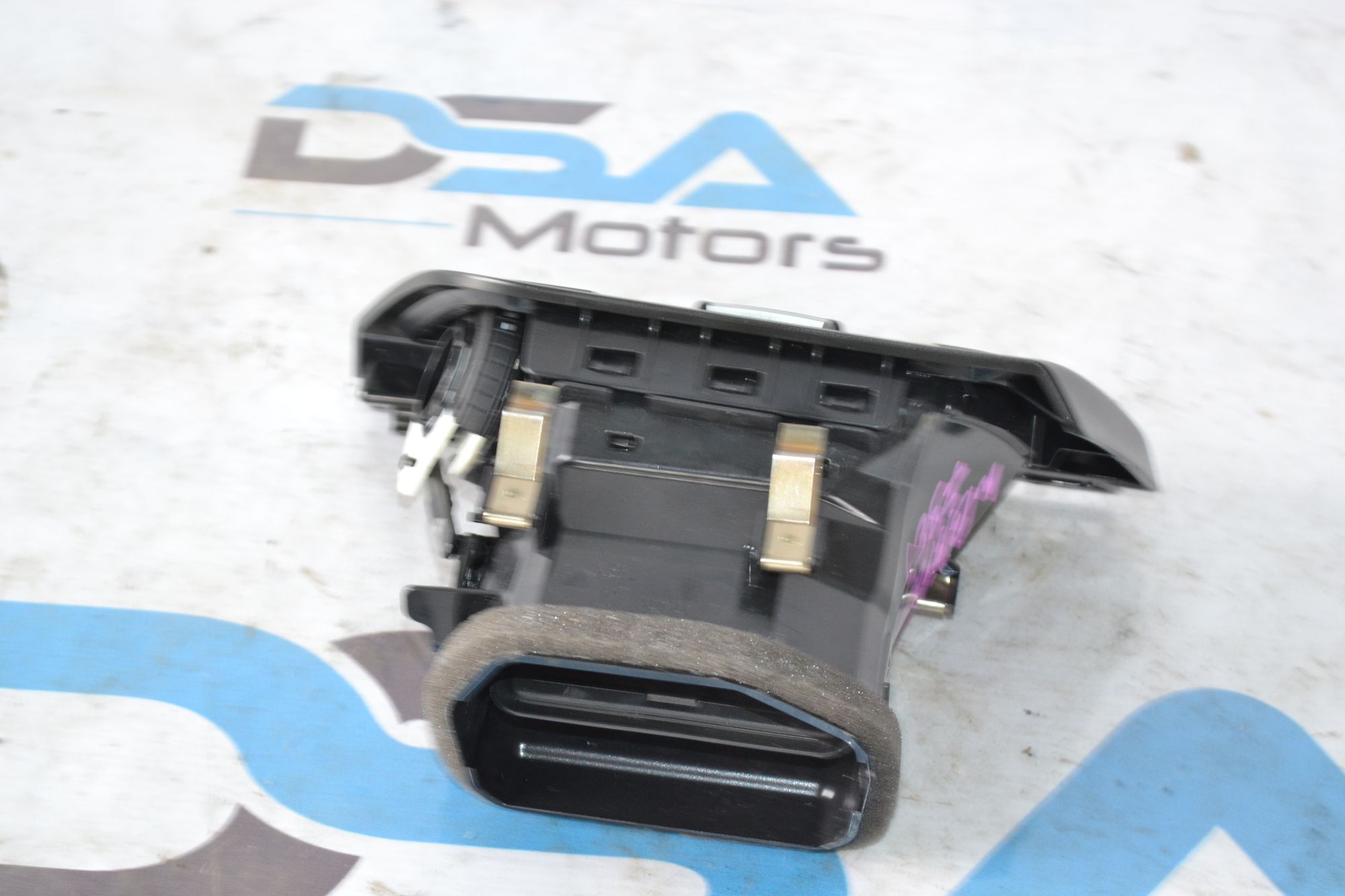 Дефлектор обдува салона оригинал BMW 3 F30/F31/F32/F33 из Японии, 2900 рублей, Кореновск