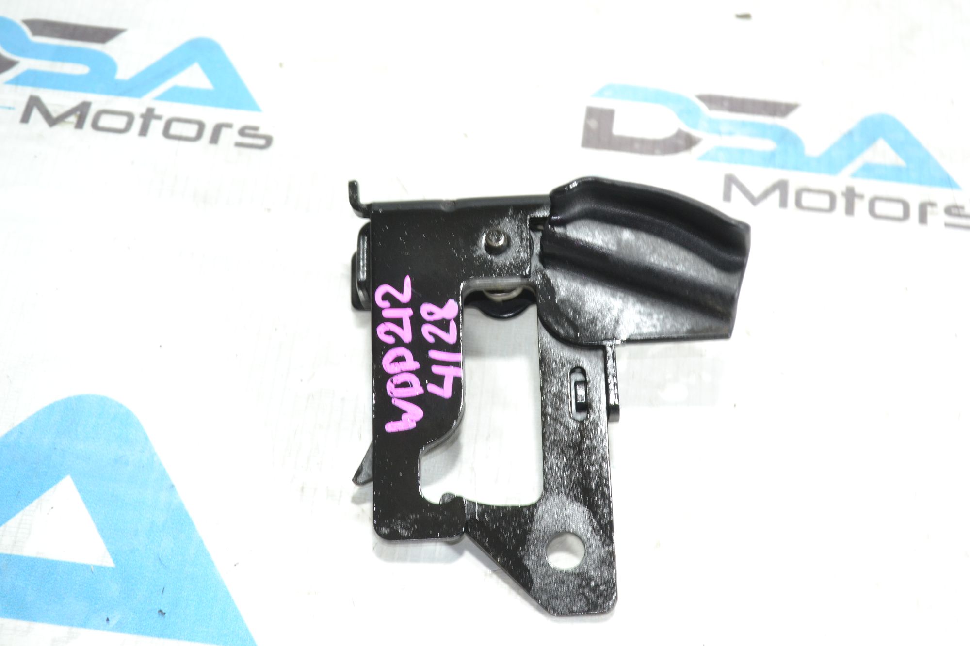 https://ycs.partsauto.market/partsauto-images/thmbs/userImages/b7628e092085f1f91467af1afb6e7630/part/8923bffe-1aef-44ee-9ccd-899091a8fea2_1780927592555.jpg