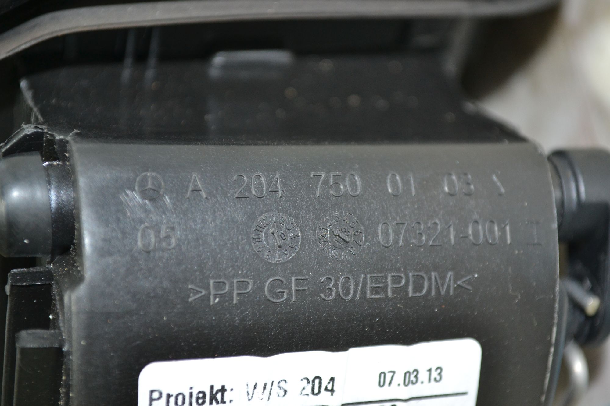 https://ycs.partsauto.market/partsauto-images/thmbs/userImages/b7628e092085f1f91467af1afb6e7630/part/8999afb2-05e7-4e7c-aa7f-a1595d6c778e_1784970203710.jpg