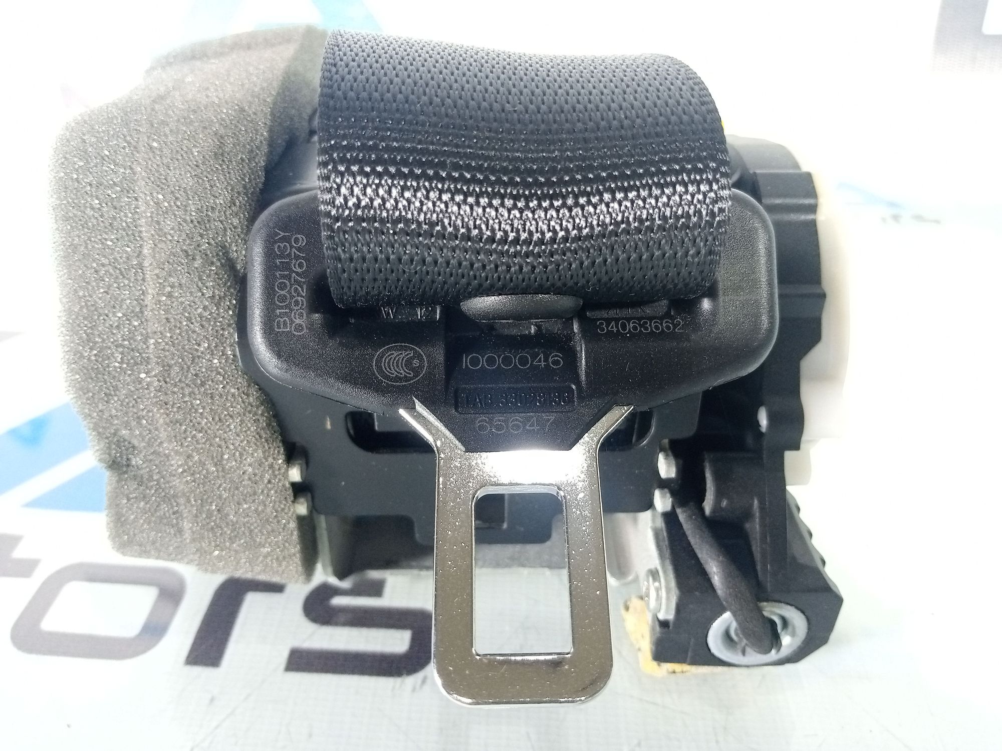 https://ycs.partsauto.market/partsauto-images/thmbs/userImages/b7628e092085f1f91467af1afb6e7630/part/8a242995-69a3-4c8e-99a1-8f86957974e4_1719474556203.jpg
