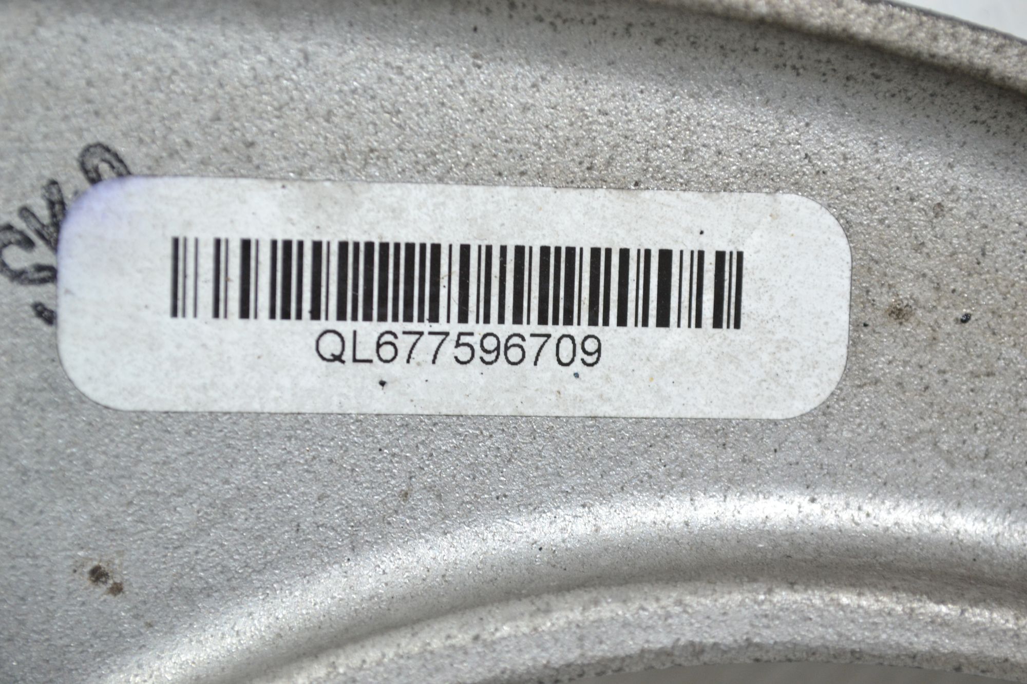 https://ycs.partsauto.market/partsauto-images/thmbs/userImages/b7628e092085f1f91467af1afb6e7630/part/8a26b388-9afd-4e24-a978-cb704a1f1193_1779346030000.jpg