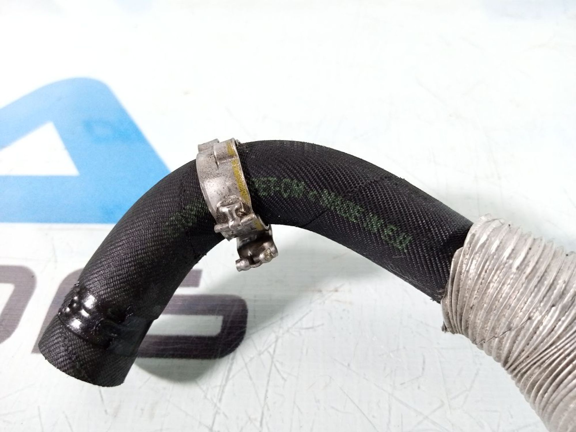 https://ycs.partsauto.market/partsauto-images/thmbs/userImages/b7628e092085f1f91467af1afb6e7630/part/8a38d9ab-892b-41da-9918-29f2352af620_1721638747595.jpg
