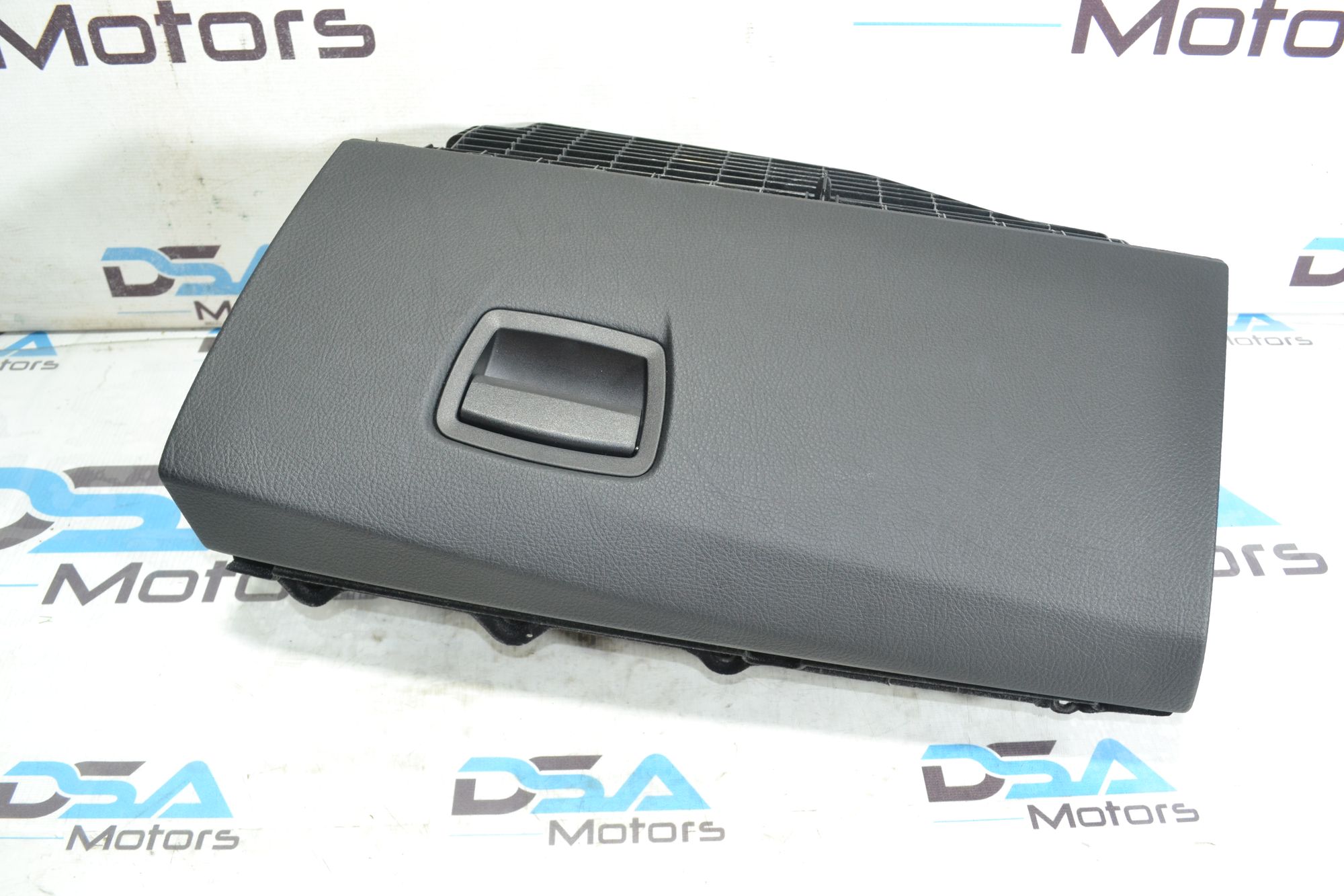 https://ycs.partsauto.market/partsauto-images/thmbs/userImages/b7628e092085f1f91467af1afb6e7630/part/8a832cca-cd32-4f75-9e06-7eb552cecd51_1781160208742.jpg