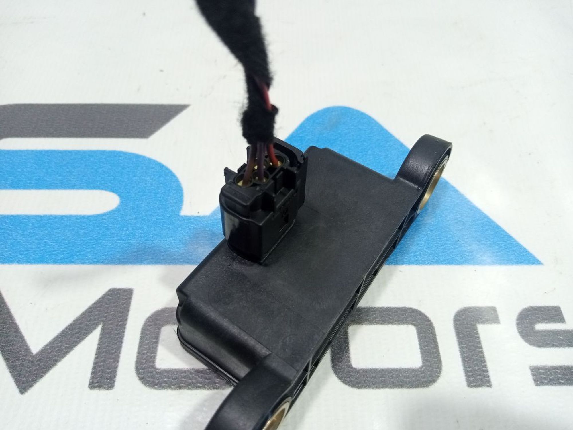 https://ycs.partsauto.market/partsauto-images/thmbs/userImages/b7628e092085f1f91467af1afb6e7630/part/8a84d9e0-331b-4ab3-81c7-fe27b85b1321_1750177151595.jpg