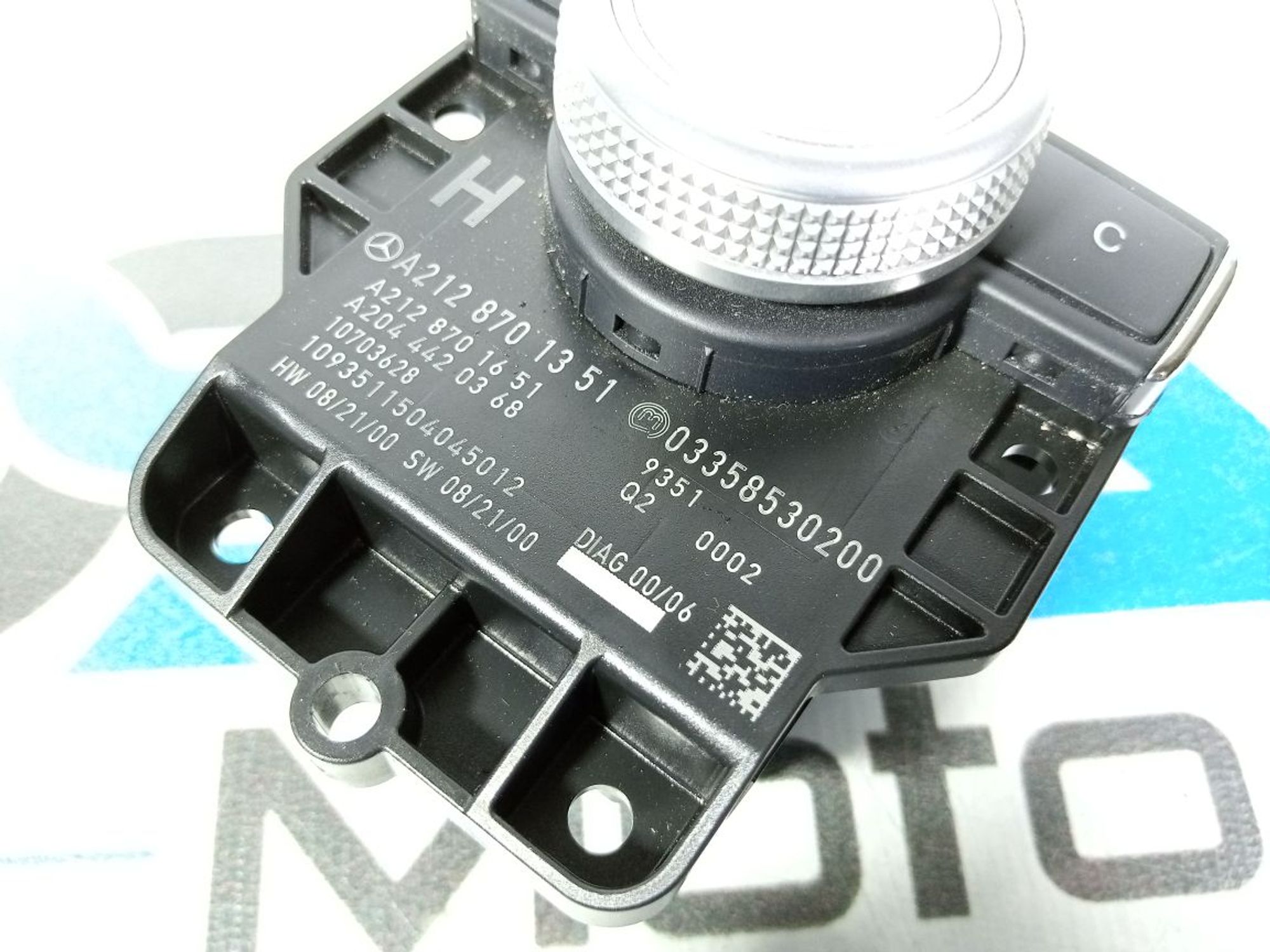 https://ycs.partsauto.market/partsauto-images/thmbs/userImages/b7628e092085f1f91467af1afb6e7630/part/8aaf50ef-3d7e-44ae-b196-01eea6e81c53_1742899367573.jpg