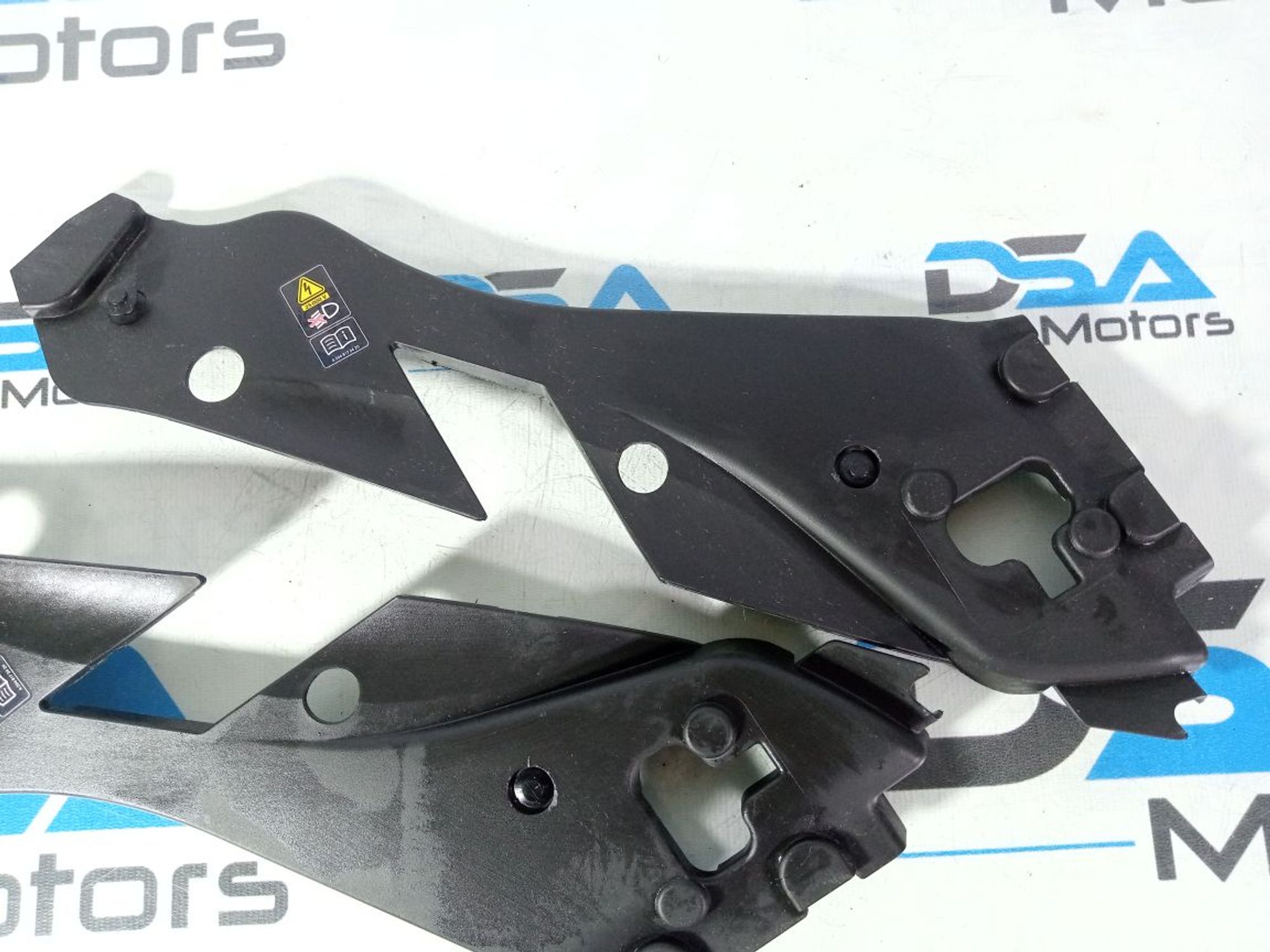 https://ycs.partsauto.market/partsauto-images/thmbs/userImages/b7628e092085f1f91467af1afb6e7630/part/8af11840-6765-45ad-96a0-5fdd51c80d1d_1741336961290.jpg