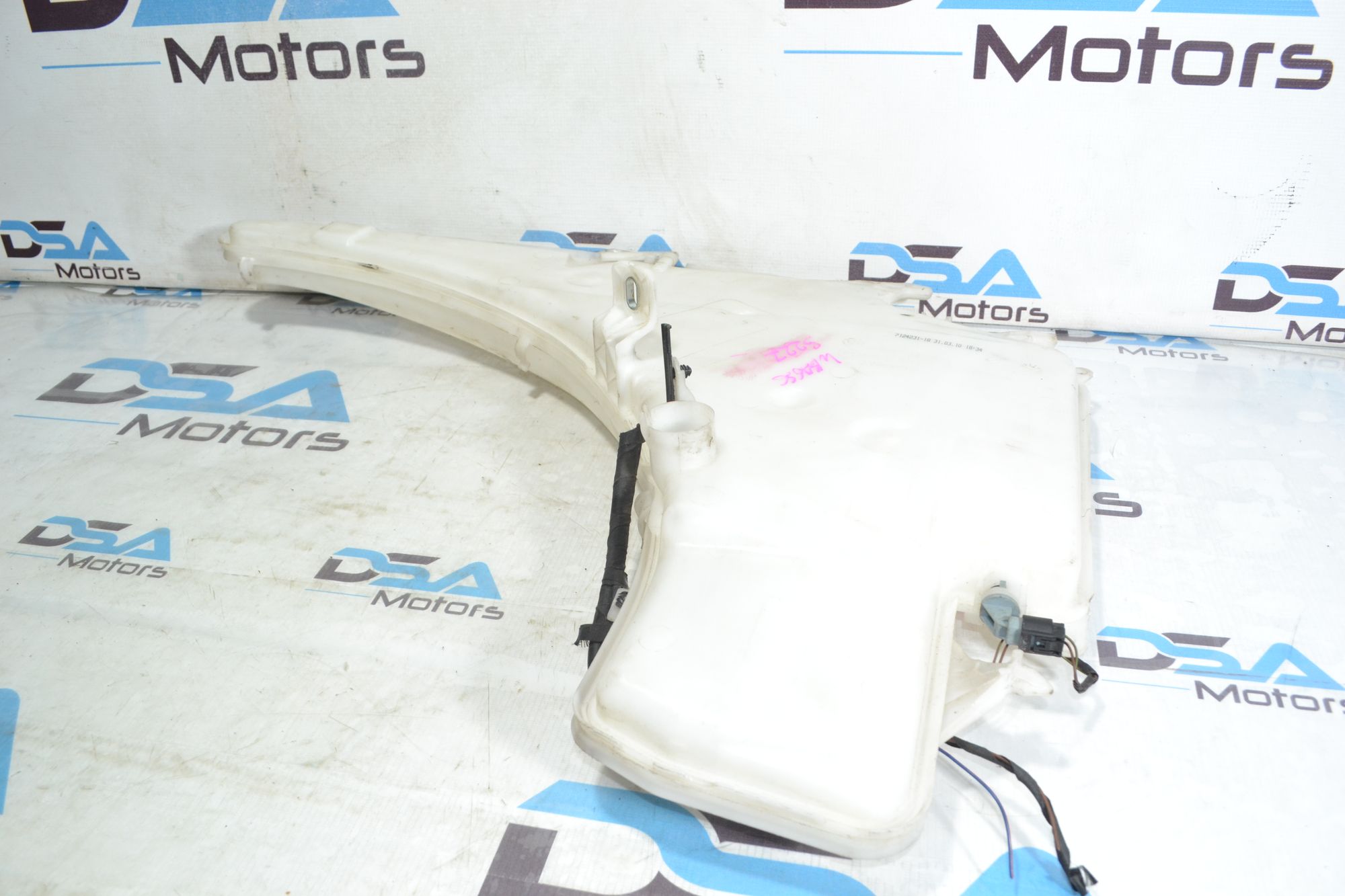 https://ycs.partsauto.market/partsauto-images/thmbs/userImages/b7628e092085f1f91467af1afb6e7630/part/8b14a596-2505-4585-8781-9fa1ca8c869e_1781248361447.jpg