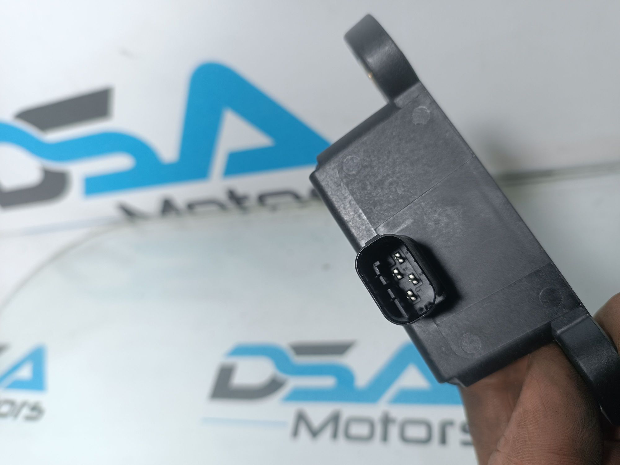 https://ycs.partsauto.market/partsauto-images/thmbs/userImages/b7628e092085f1f91467af1afb6e7630/part/8b7efd51-d9a0-42ac-88bb-256371f396a4_1700465532928.jpg