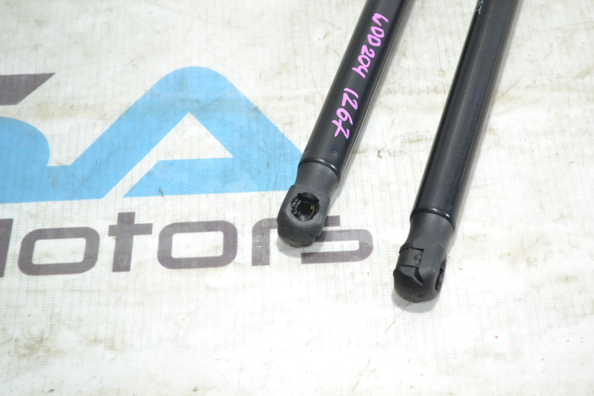 https://ycs.partsauto.market/partsauto-images/thmbs/userImages/b7628e092085f1f91467af1afb6e7630/part/8be4b98a-a49c-4b31-bc2c-f9d80ed15605_1785394385931.jpg