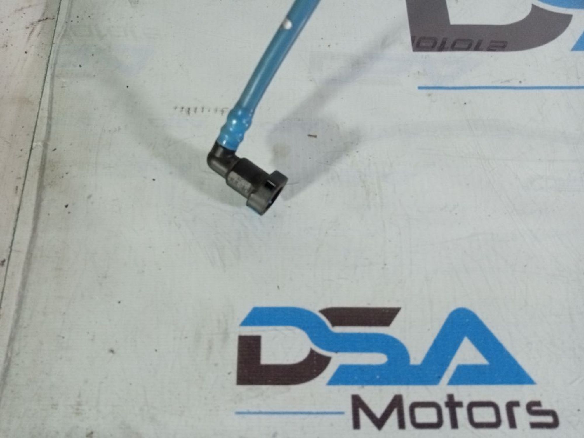 https://ycs.partsauto.market/partsauto-images/thmbs/userImages/b7628e092085f1f91467af1afb6e7630/part/8c1caf3e-ab71-4eb9-86af-75b02a862f6c_1736945881189.jpg