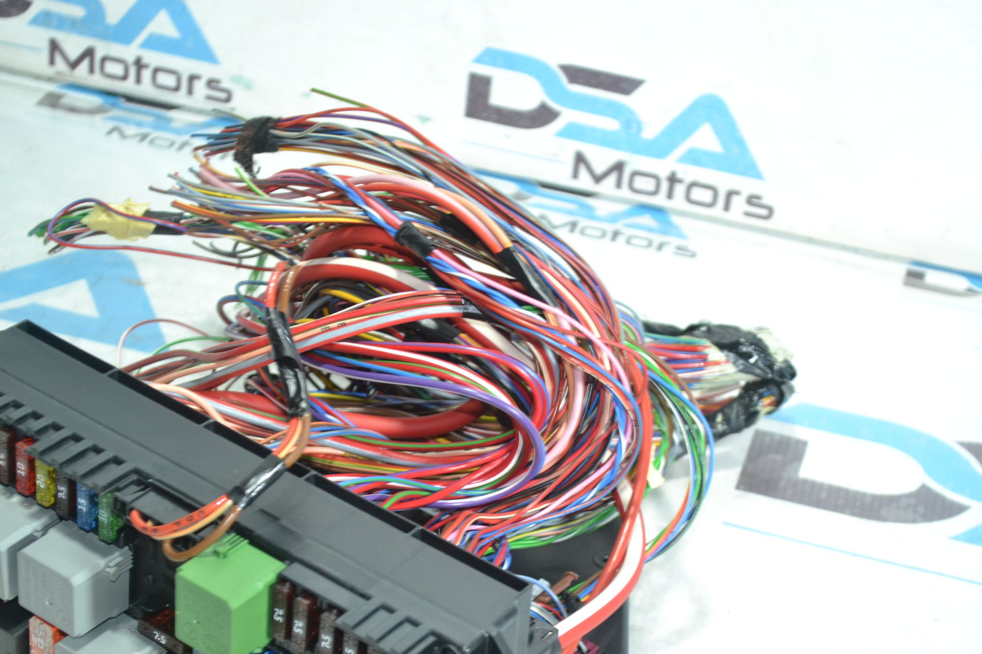 https://ycs.partsauto.market/partsauto-images/thmbs/userImages/b7628e092085f1f91467af1afb6e7630/part/8c42c1ac-5d6d-4719-97a3-d3550f8d1546_1781173887866.jpg