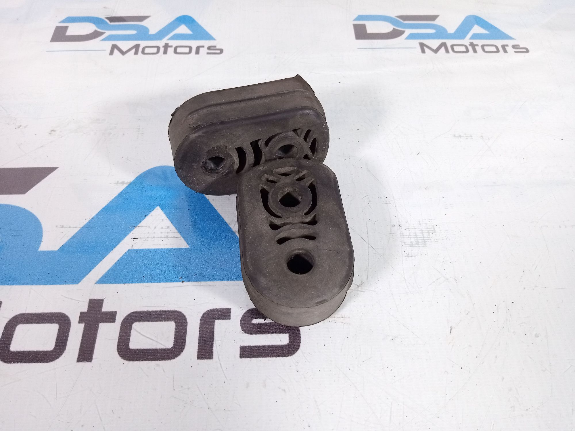 https://ycs.partsauto.market/partsauto-images/thmbs/userImages/b7628e092085f1f91467af1afb6e7630/part/8c4c1bfd-a20a-4b04-b810-9f06f217701c_1720254396082.jpg