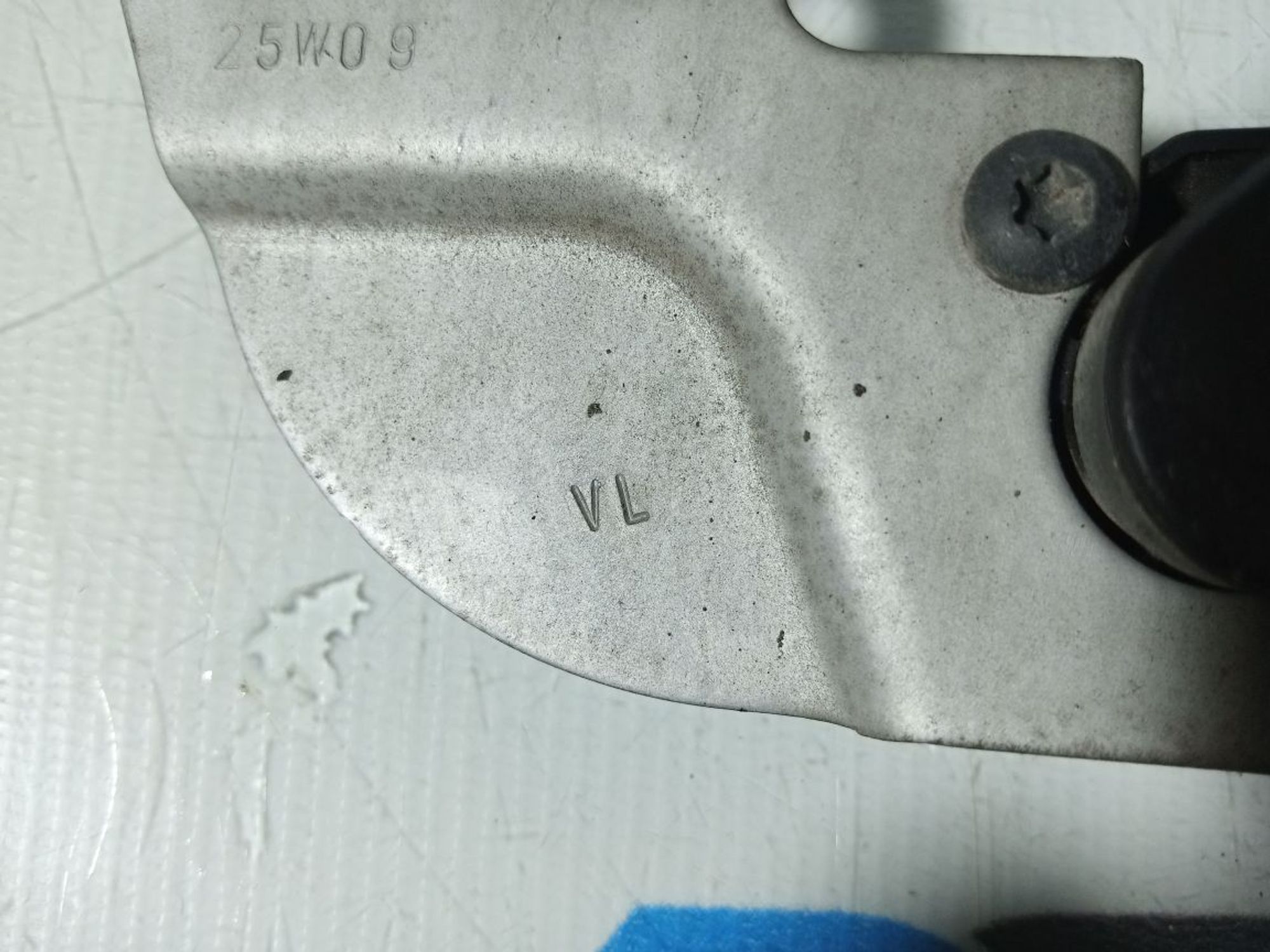 https://ycs.partsauto.market/partsauto-images/thmbs/userImages/b7628e092085f1f91467af1afb6e7630/part/8c54966e-8084-4482-bc63-83dd8cebd656_1742560640986.jpg