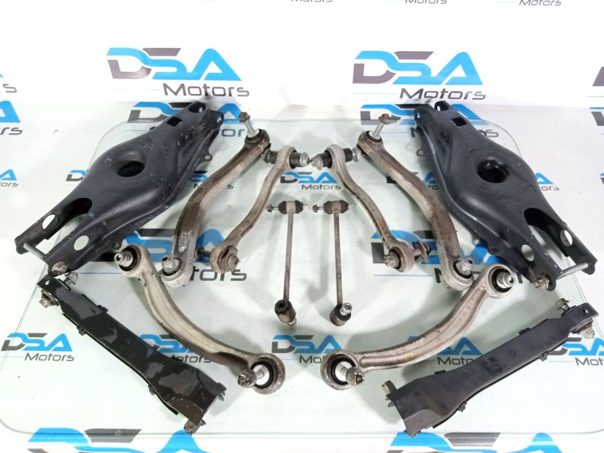 https://ycs.partsauto.market/partsauto-images/thmbs/userImages/b7628e092085f1f91467af1afb6e7630/part/8c6bc370-0439-4d64-9b80-4d6335cd747a_1740904877142.jpg