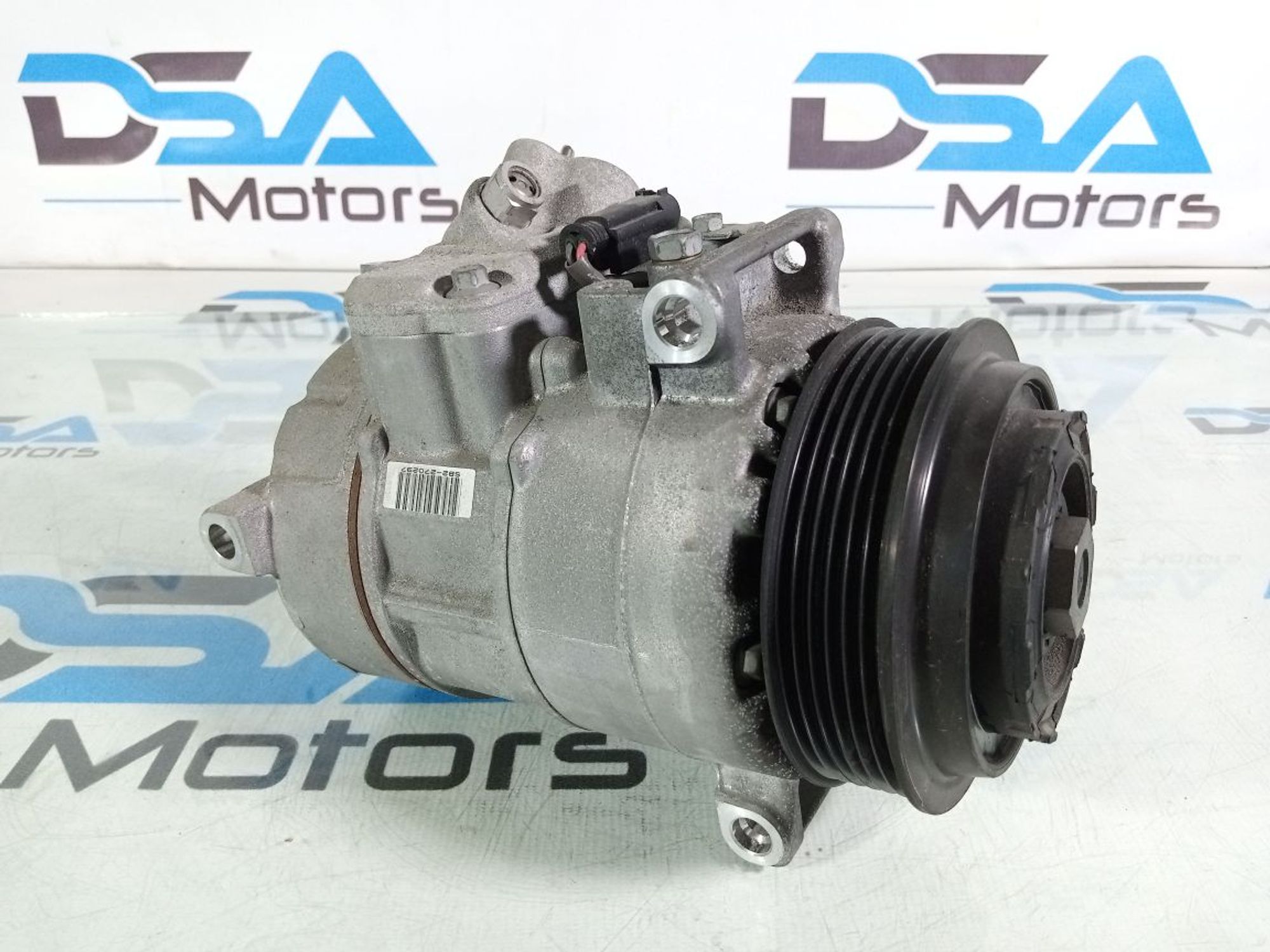https://ycs.partsauto.market/partsauto-images/thmbs/userImages/b7628e092085f1f91467af1afb6e7630/part/8c879a94-8c8d-40fc-a6ab-80c7bb7bd309_1742642055914.jpg