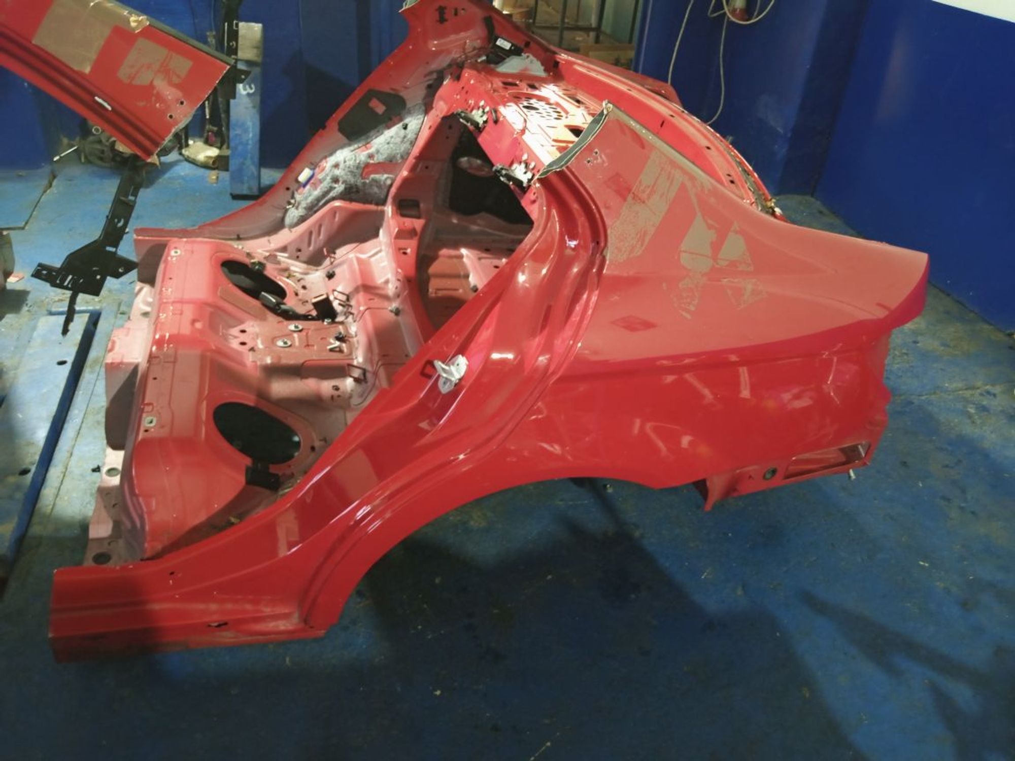 https://ycs.partsauto.market/partsauto-images/thmbs/userImages/b7628e092085f1f91467af1afb6e7630/part/8ca321b8-49fa-441e-85a3-0fff9936e206_1736948238828.jpg