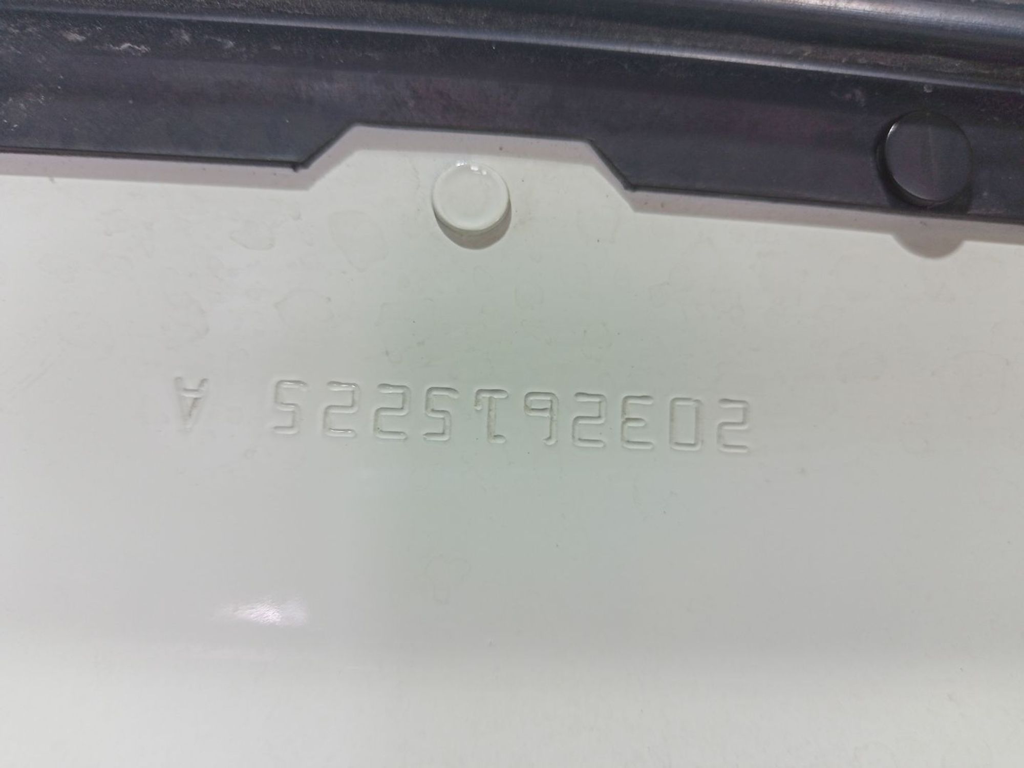 https://ycs.partsauto.market/partsauto-images/thmbs/userImages/b7628e092085f1f91467af1afb6e7630/part/8caa5216-9e85-42b8-b3ff-9e2eabdcd93c_1740052608412.jpg