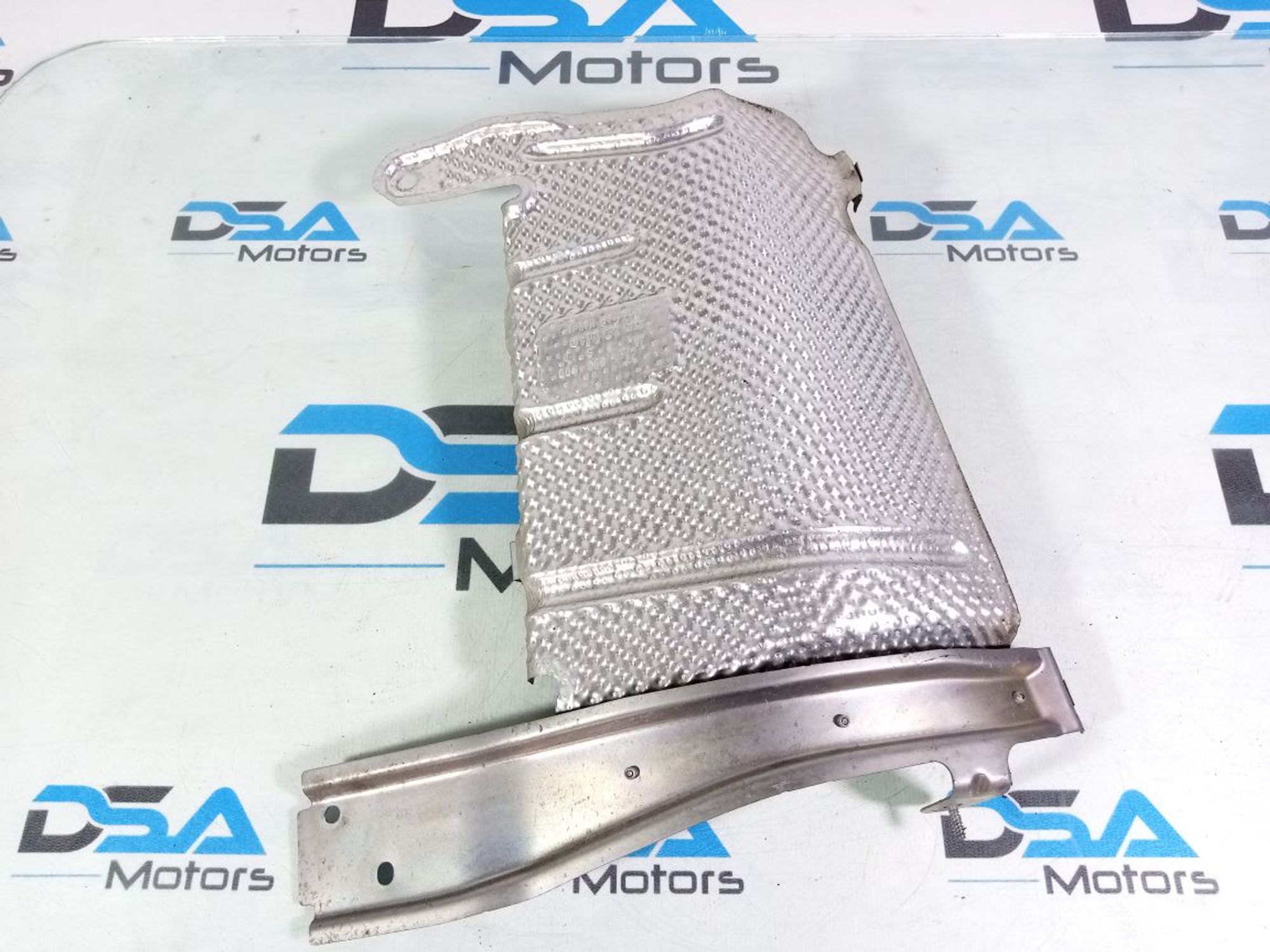 https://ycs.partsauto.market/partsauto-images/thmbs/userImages/b7628e092085f1f91467af1afb6e7630/part/8cc3fd86-d655-424b-b632-51407cd5ca4e_1743145757427.jpg