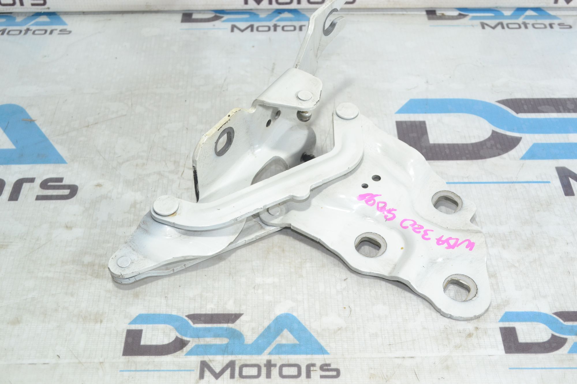 https://ycs.partsauto.market/partsauto-images/thmbs/userImages/b7628e092085f1f91467af1afb6e7630/part/8d01ae4b-00fa-4cfa-8d04-296542faf769_1781267197502.jpg