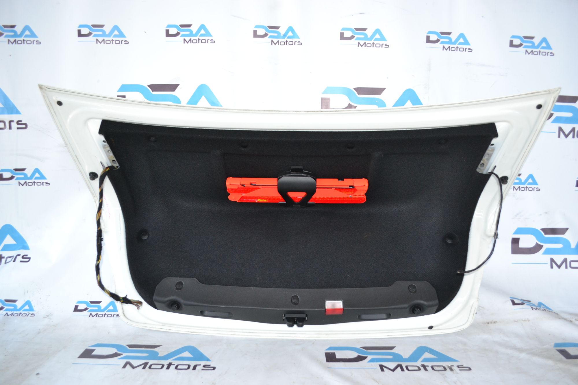 https://ycs.partsauto.market/partsauto-images/thmbs/userImages/b7628e092085f1f91467af1afb6e7630/part/8d314286-fdaf-462b-a176-928c4c871e84_1784197627772.jpg