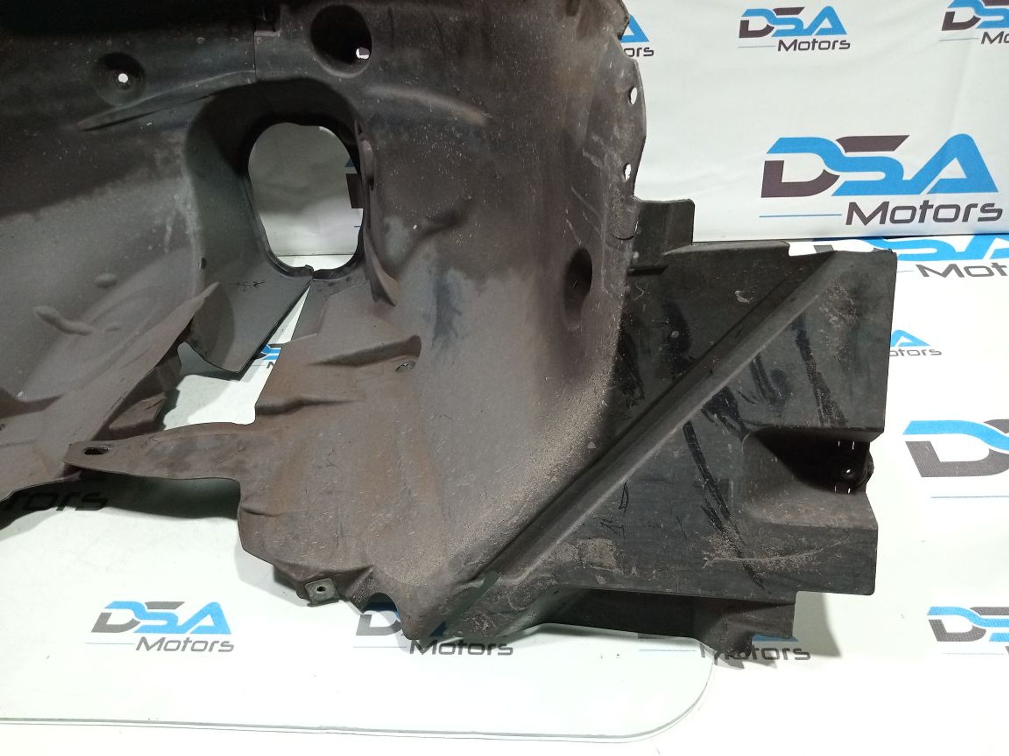https://ycs.partsauto.market/partsauto-images/thmbs/userImages/b7628e092085f1f91467af1afb6e7630/part/8d70ea3c-1d0f-4983-a264-a736583a9598_1747758524798.jpg