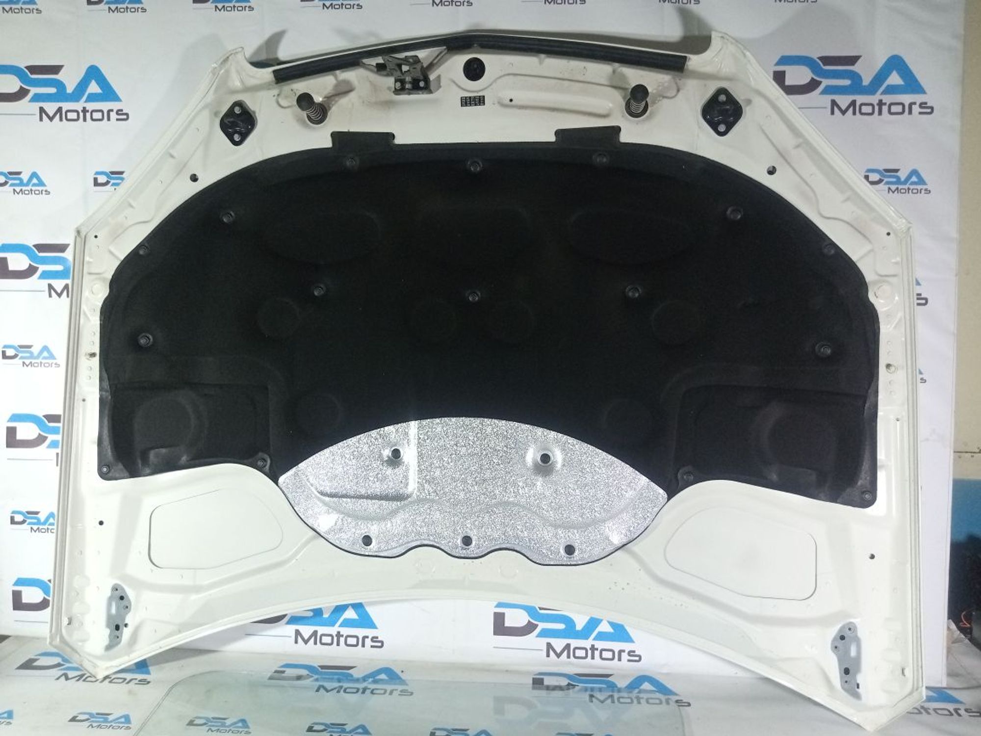 https://ycs.partsauto.market/partsauto-images/thmbs/userImages/b7628e092085f1f91467af1afb6e7630/part/8da3657f-1e6f-4985-b719-0006815081cd_1746018777765.jpg