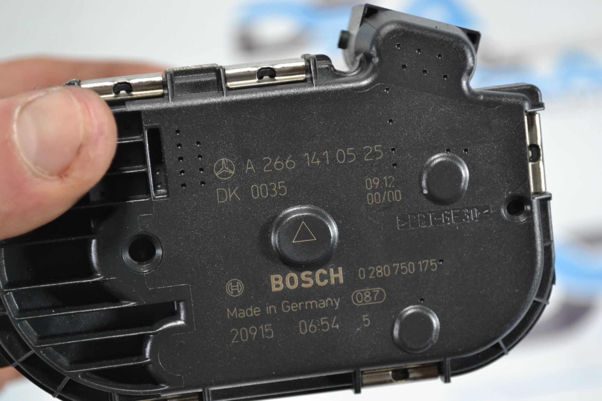 Дроссельная заслонка Mercedes W204/W207/W212 M271 из Японии, 4900 рублей, Кореновск