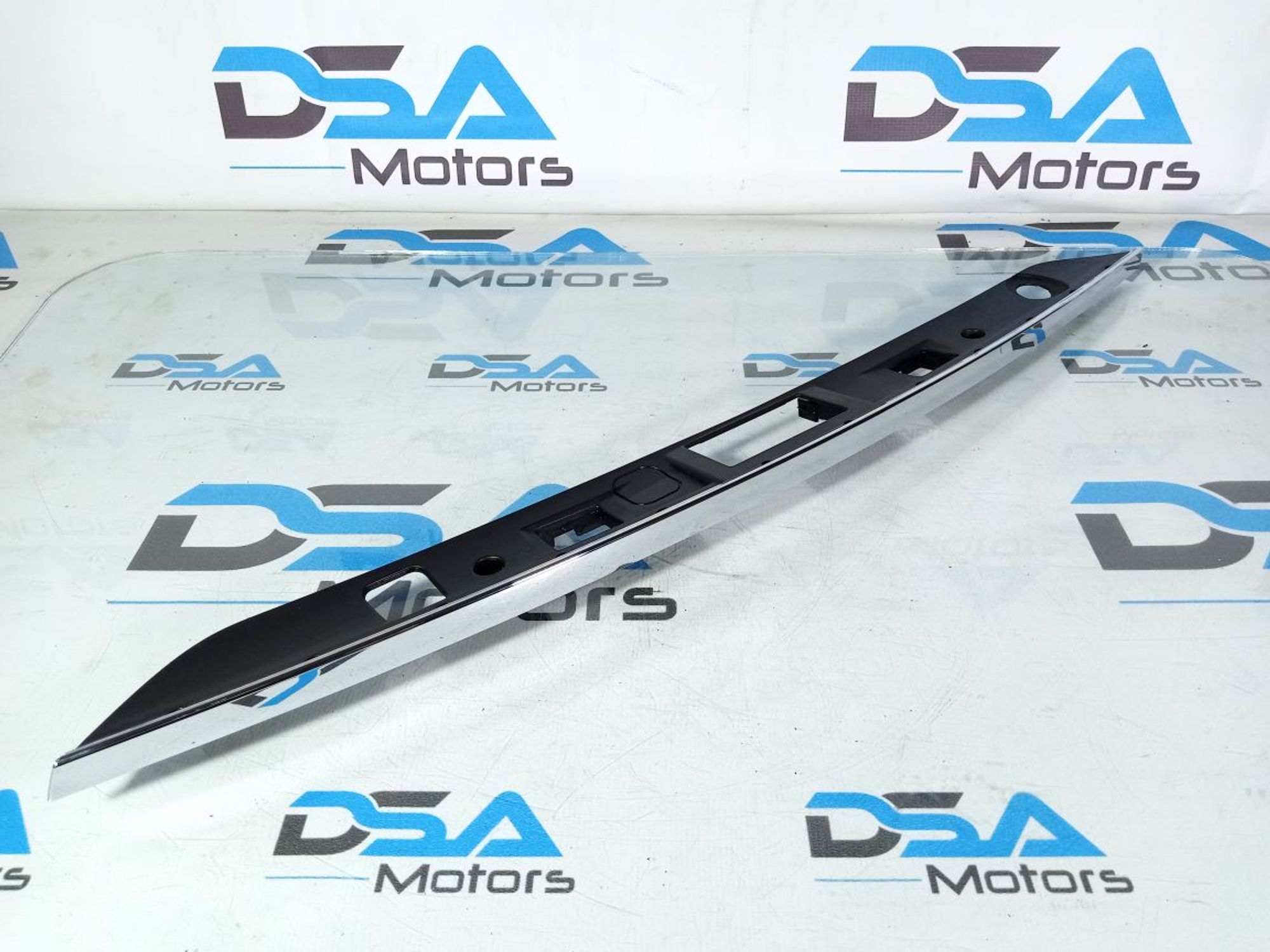 https://ycs.partsauto.market/partsauto-images/thmbs/userImages/b7628e092085f1f91467af1afb6e7630/part/8e066436-b462-495b-9a9c-c7bc2d2bd756_1745404334984.jpg