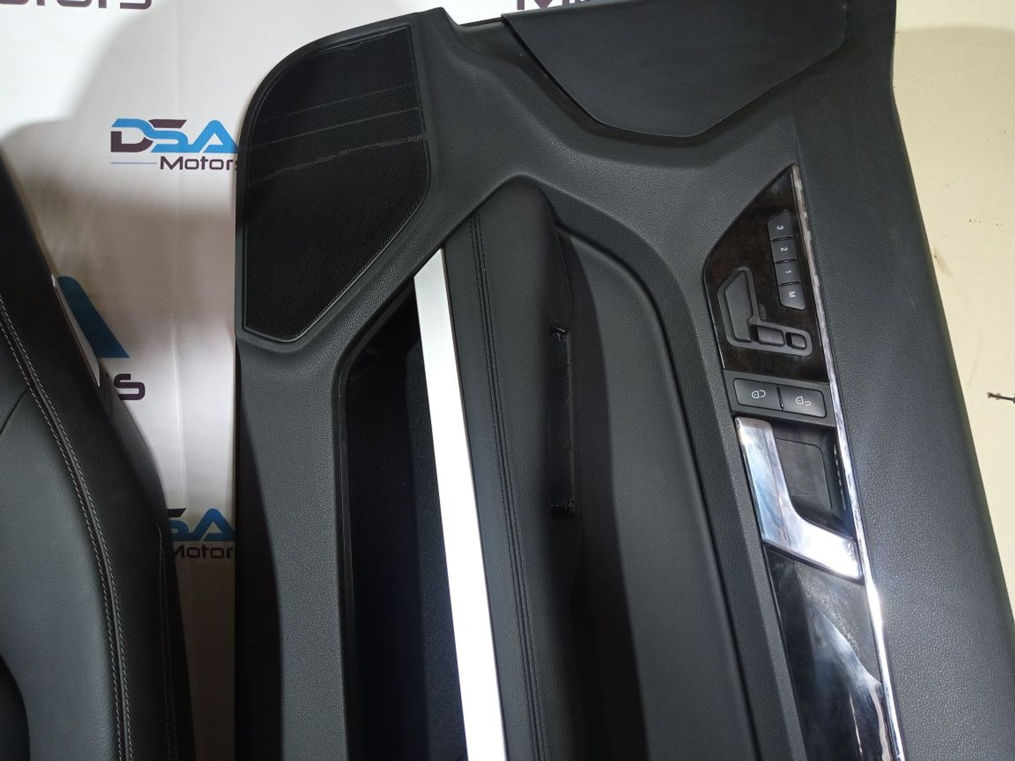 https://ycs.partsauto.market/partsauto-images/thmbs/userImages/b7628e092085f1f91467af1afb6e7630/part/8f1cd944-bb64-40f7-80ff-66f7e6d3f6dd_1743064883274.jpg