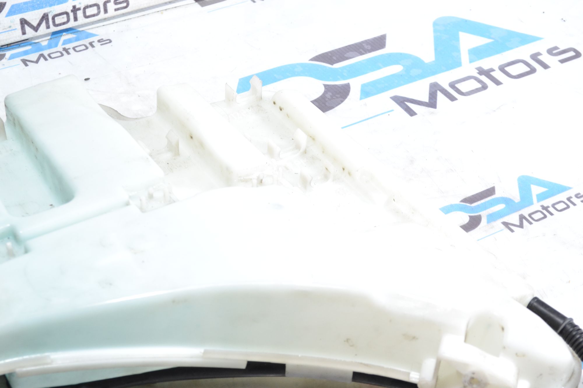 https://ycs.partsauto.market/partsauto-images/thmbs/userImages/b7628e092085f1f91467af1afb6e7630/part/8f250783-cc16-4e58-a393-b04b6e39aac9_1782109709715.jpg