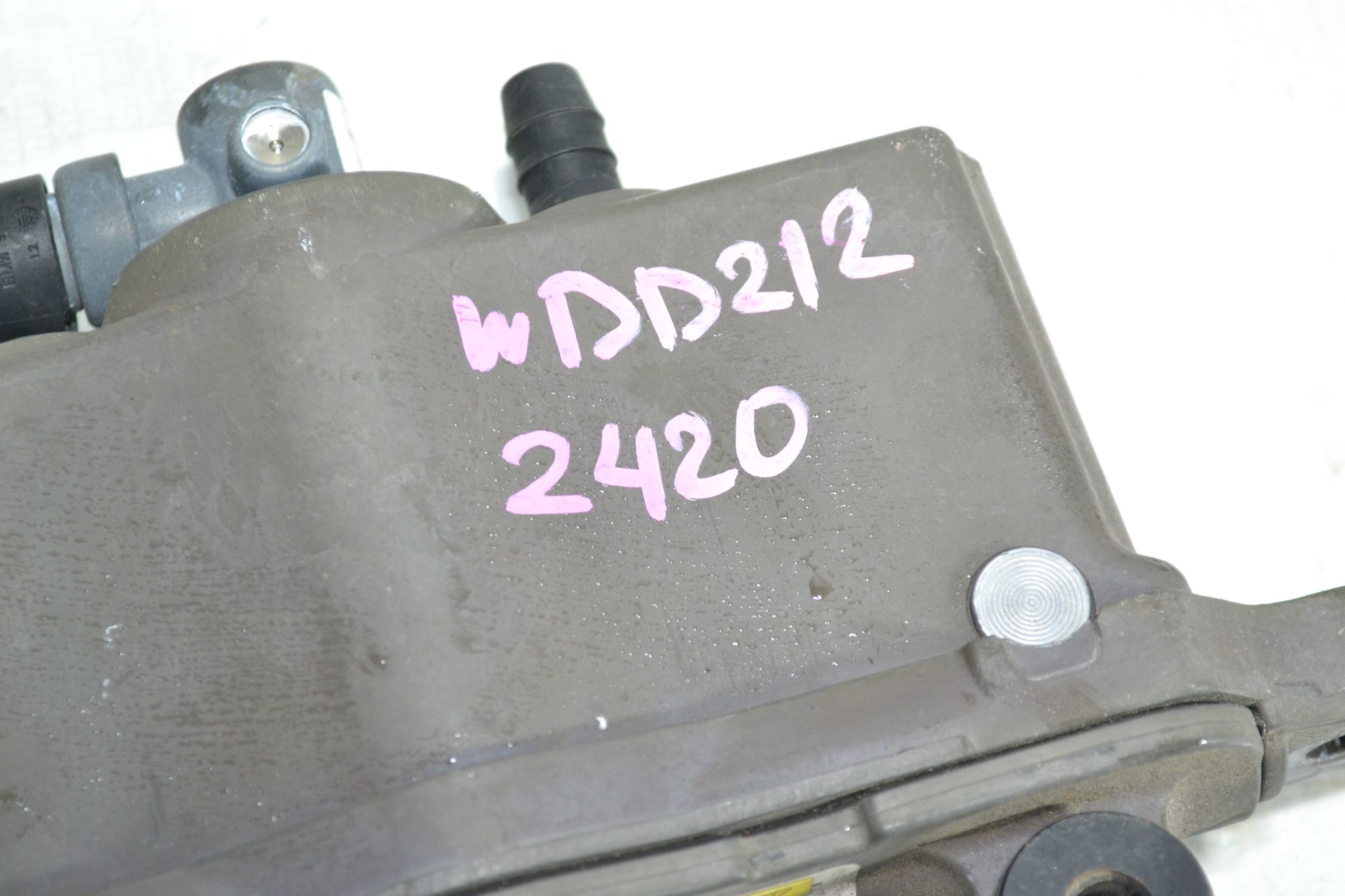 https://ycs.partsauto.market/partsauto-images/thmbs/userImages/b7628e092085f1f91467af1afb6e7630/part/8fd33489-01bf-4de5-8a43-7b6701752792_1780484469128.jpg
