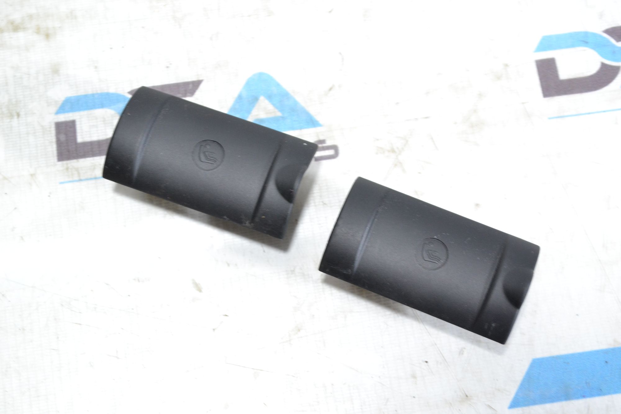 https://ycs.partsauto.market/partsauto-images/thmbs/userImages/b7628e092085f1f91467af1afb6e7630/part/903d0440-3293-4776-ada8-a223e66b068f_1781596982781.jpg