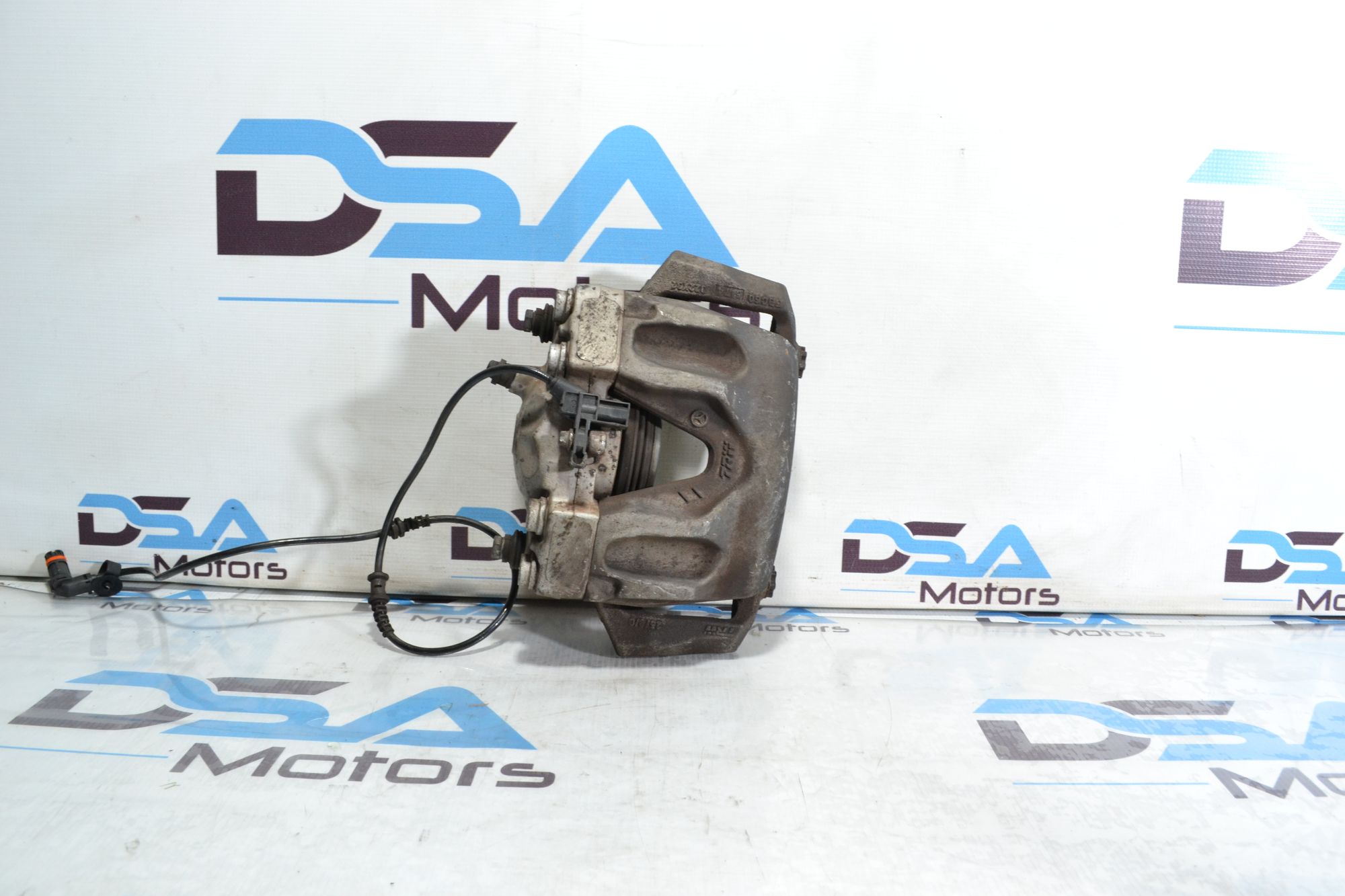 https://ycs.partsauto.market/partsauto-images/thmbs/userImages/b7628e092085f1f91467af1afb6e7630/part/9046e887-84e0-402b-a15a-fb74759e5850_1779175962081.jpg