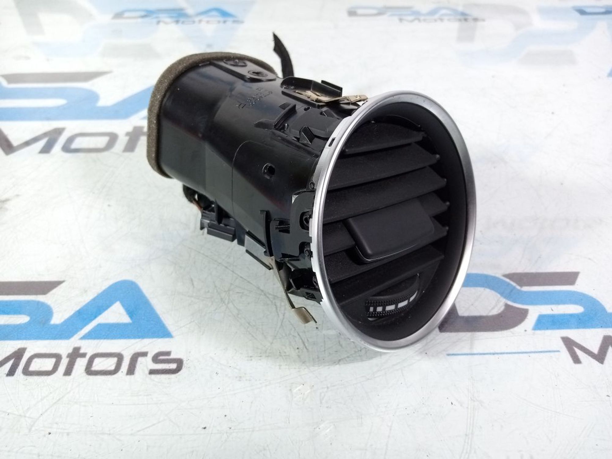 https://ycs.partsauto.market/partsauto-images/thmbs/userImages/b7628e092085f1f91467af1afb6e7630/part/90559f58-9c30-459b-9676-2bb4d137621c_1737035698488.jpg