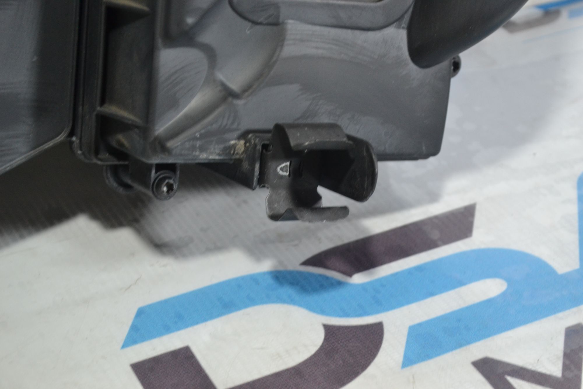 https://ycs.partsauto.market/partsauto-images/thmbs/userImages/b7628e092085f1f91467af1afb6e7630/part/90a13941-5cc9-4f16-8853-e495b22ec44b_1781265222079.jpg