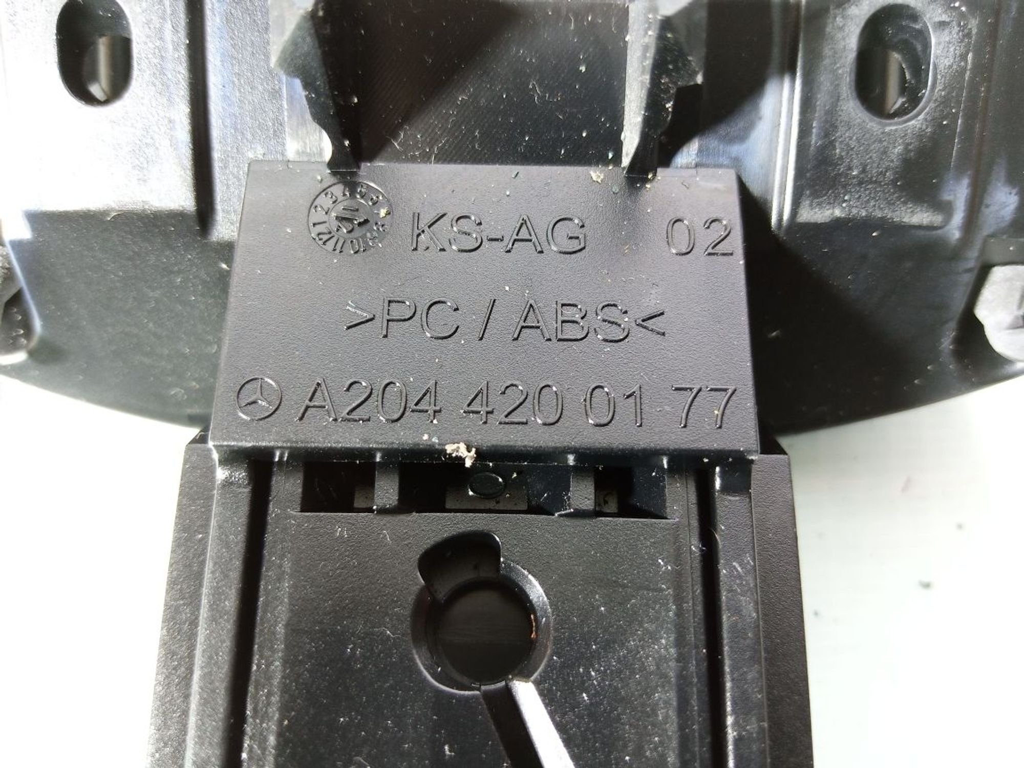 https://ycs.partsauto.market/partsauto-images/thmbs/userImages/b7628e092085f1f91467af1afb6e7630/part/90b6160c-f510-42bc-b144-4102be8c3753_1737109718587.jpg