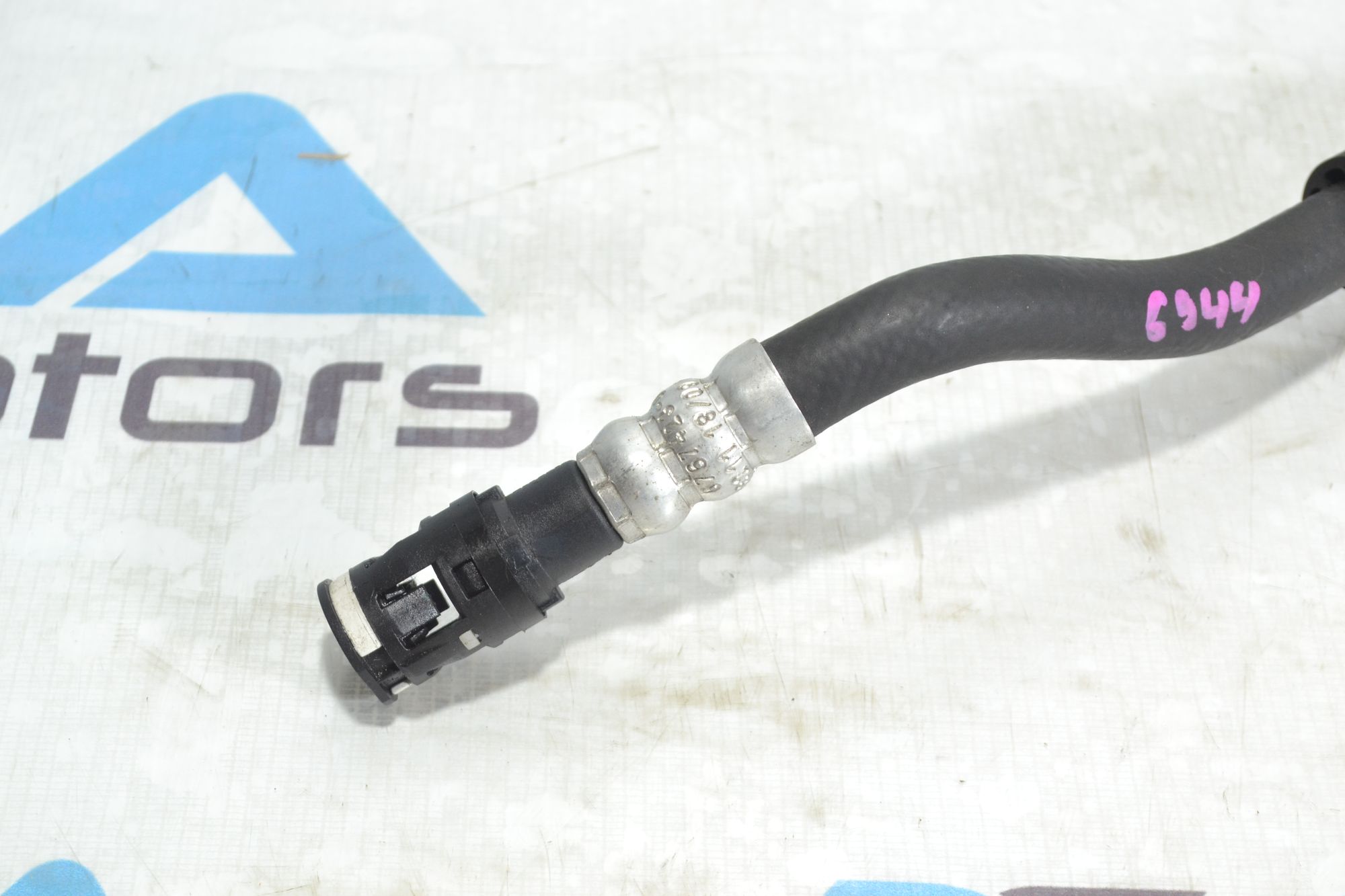 https://ycs.partsauto.market/partsauto-images/thmbs/userImages/b7628e092085f1f91467af1afb6e7630/part/9118a542-b645-458d-bd38-cd8aee5c5c74_1781099933995.jpg