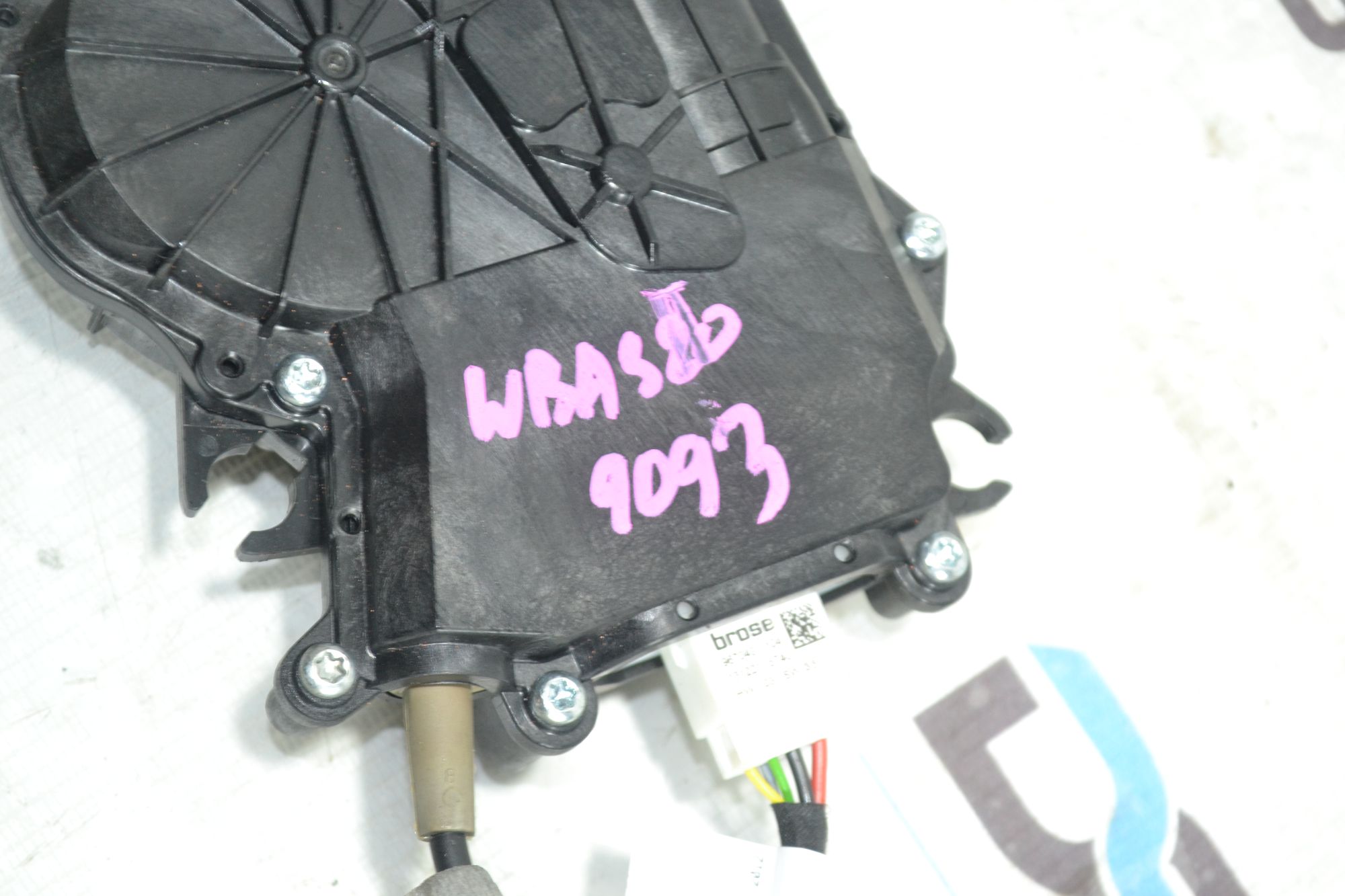 https://ycs.partsauto.market/partsauto-images/thmbs/userImages/b7628e092085f1f91467af1afb6e7630/part/912b3222-5ba6-4e80-93eb-bfd07b2de761_1781093003268.jpg