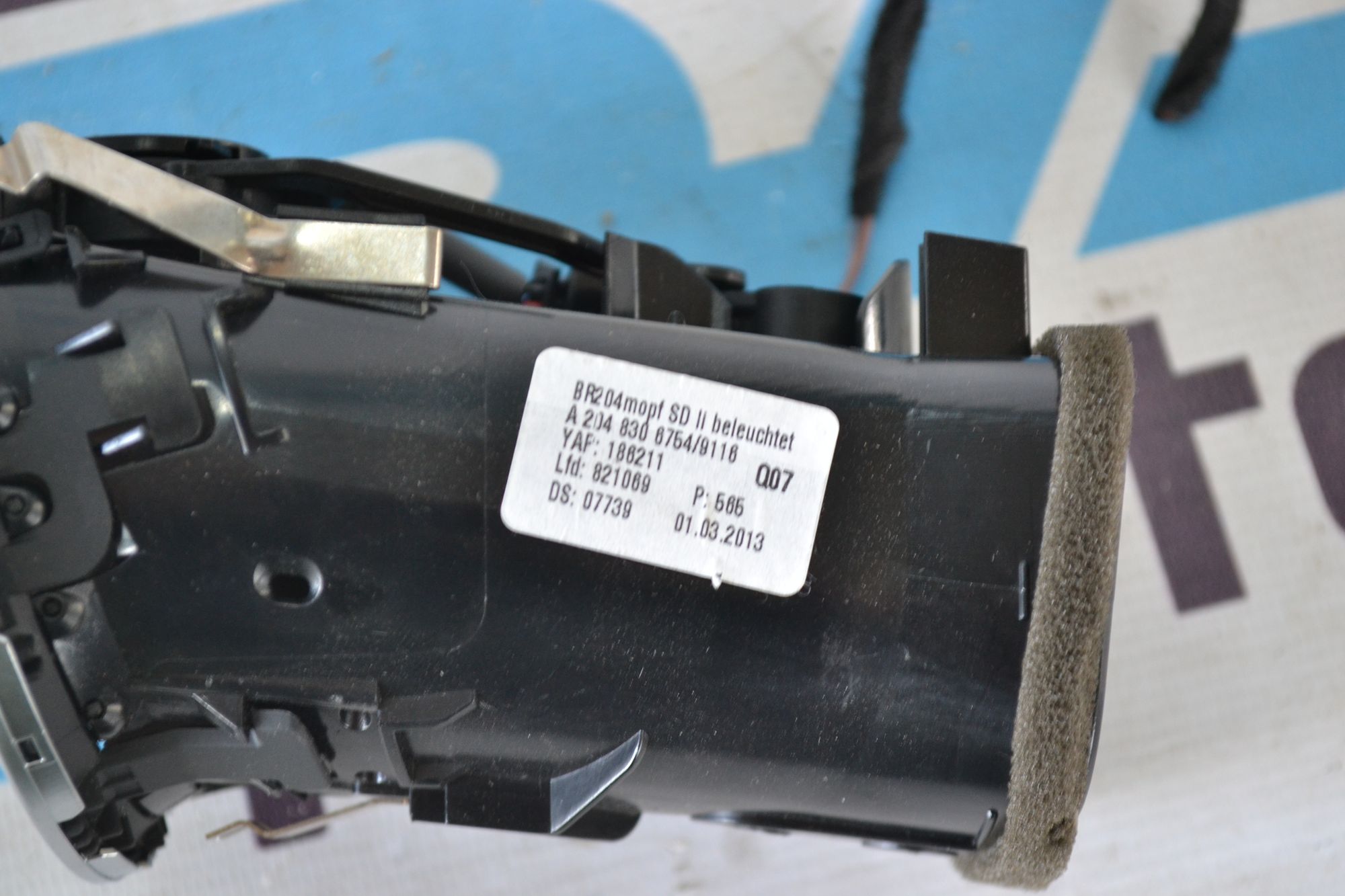 https://ycs.partsauto.market/partsauto-images/thmbs/userImages/b7628e092085f1f91467af1afb6e7630/part/912f123f-4392-4c3e-bee6-c4c5cfe5a28a_1785310026849.jpg