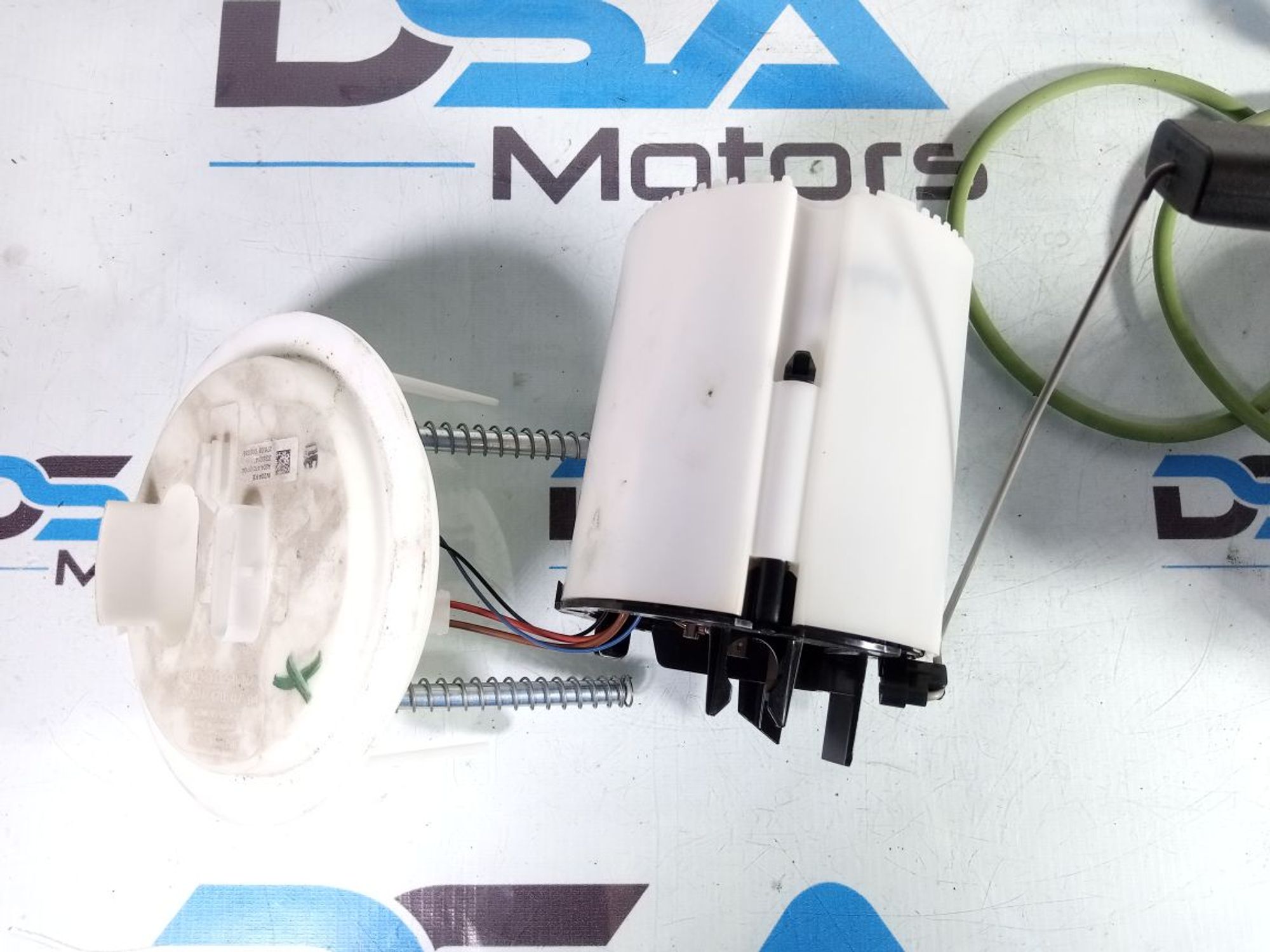 https://ycs.partsauto.market/partsauto-images/thmbs/userImages/b7628e092085f1f91467af1afb6e7630/part/914afcd8-f7f3-4899-96d5-c6906ffa5375_1736777871605.jpg