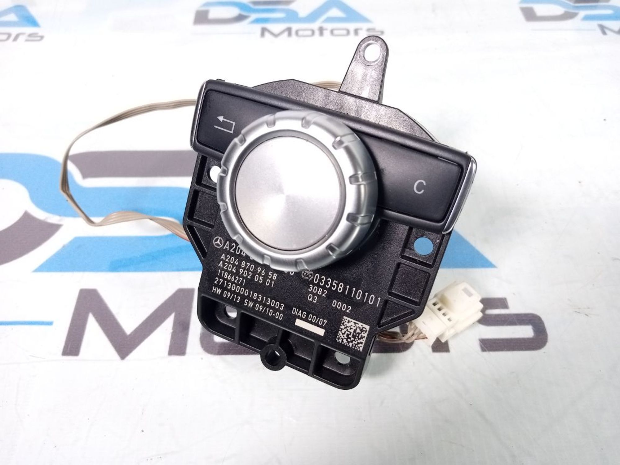 https://ycs.partsauto.market/partsauto-images/thmbs/userImages/b7628e092085f1f91467af1afb6e7630/part/919f733d-138a-45b9-a523-3f3045a507b1_1726162430740.jpg