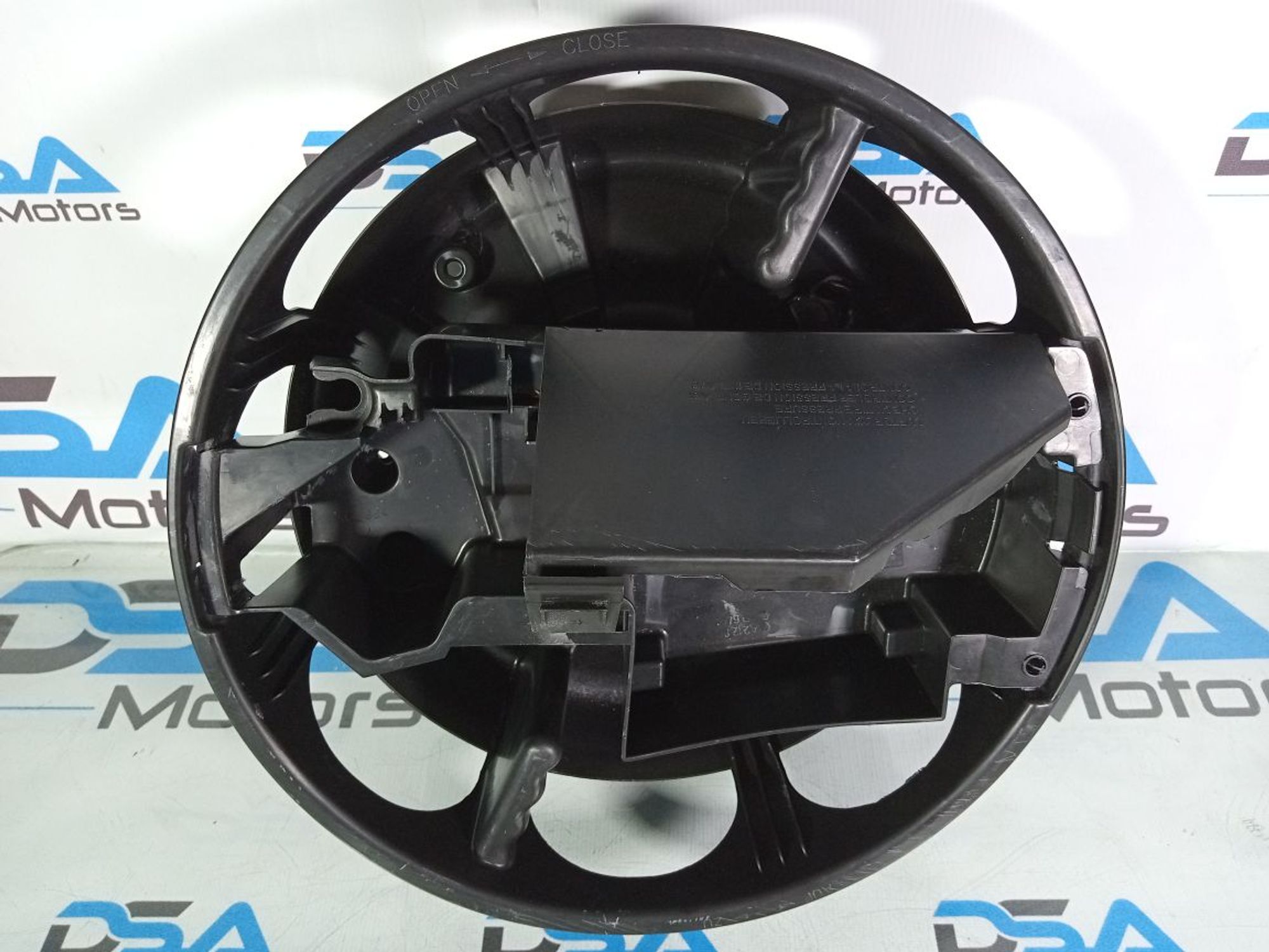 https://ycs.partsauto.market/partsauto-images/thmbs/userImages/b7628e092085f1f91467af1afb6e7630/part/92624dc7-3ea8-42a3-88a2-547925e54290_1744899034667.jpg