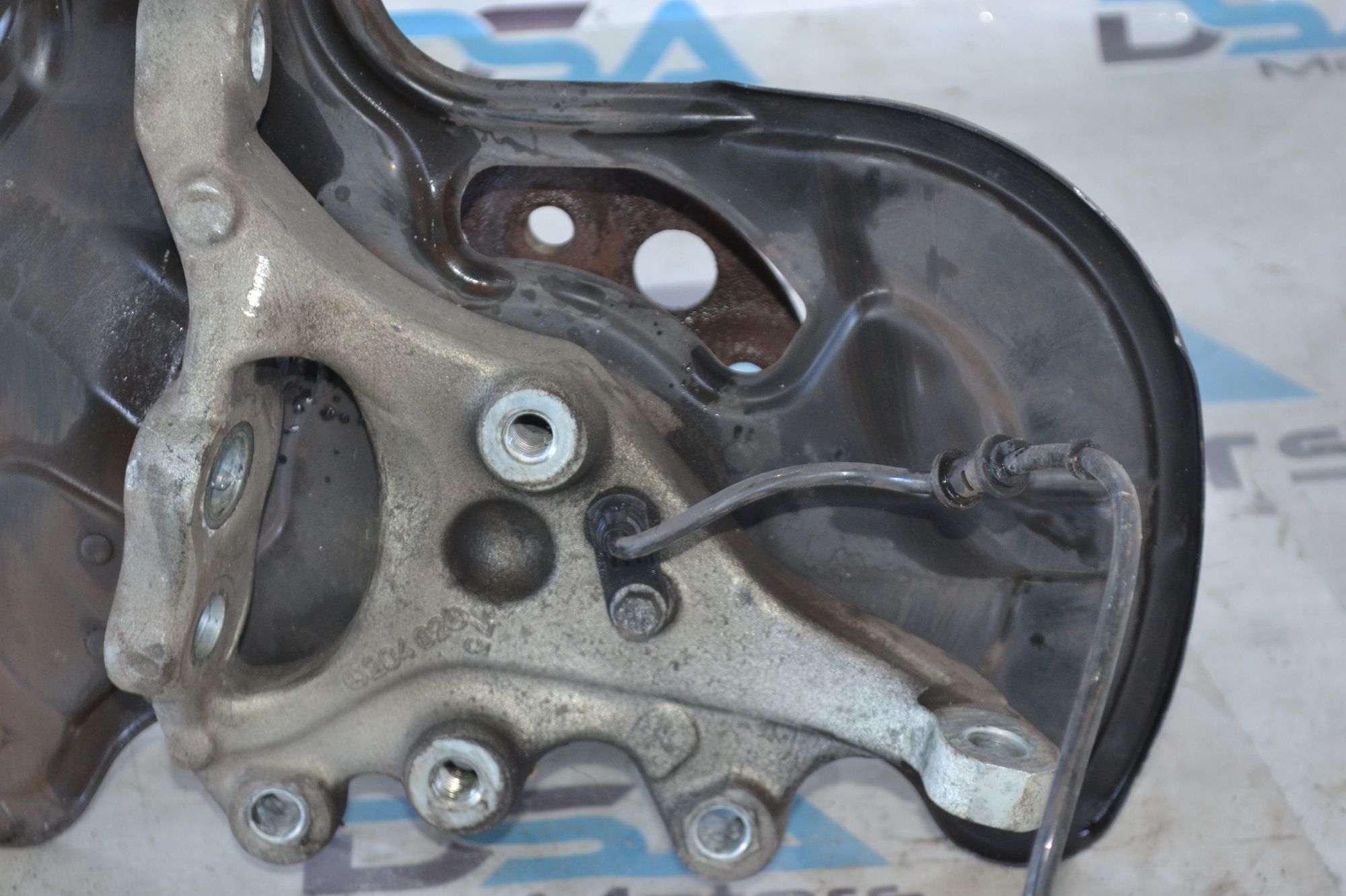 https://ycs.partsauto.market/partsauto-images/thmbs/userImages/b7628e092085f1f91467af1afb6e7630/part/92a67e4b-f000-46fa-9e94-a0860fe25717_1785398340431.jpg