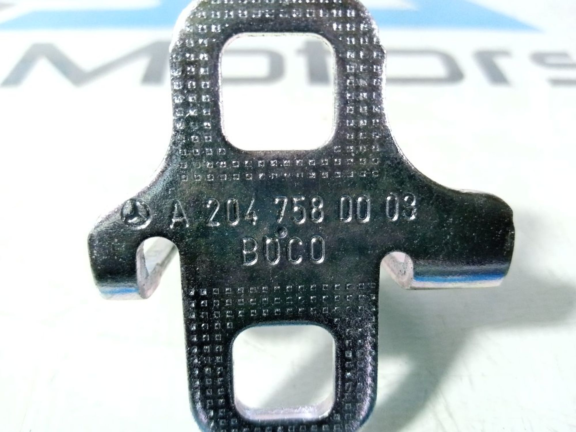 https://ycs.partsauto.market/partsauto-images/thmbs/userImages/b7628e092085f1f91467af1afb6e7630/part/92bb6052-a97a-4e51-a0ba-cf50ab2f595e_1742647023288.jpg