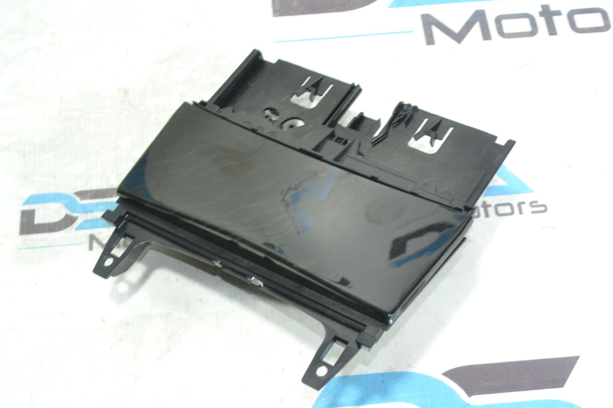 https://ycs.partsauto.market/partsauto-images/thmbs/userImages/b7628e092085f1f91467af1afb6e7630/part/92e62041-dab7-4698-adfc-8eeaff9108f1_1781006857596.jpg