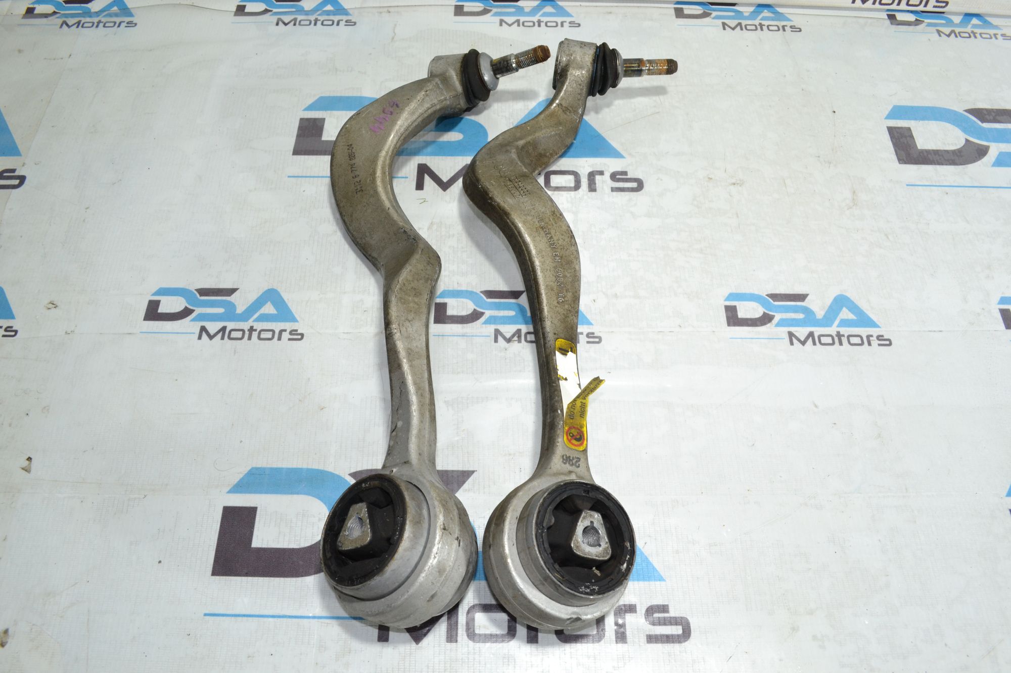 https://ycs.partsauto.market/partsauto-images/thmbs/userImages/b7628e092085f1f91467af1afb6e7630/part/931bf23b-58f6-4aaa-ba81-2dba76d29e29_1779286620495.jpg