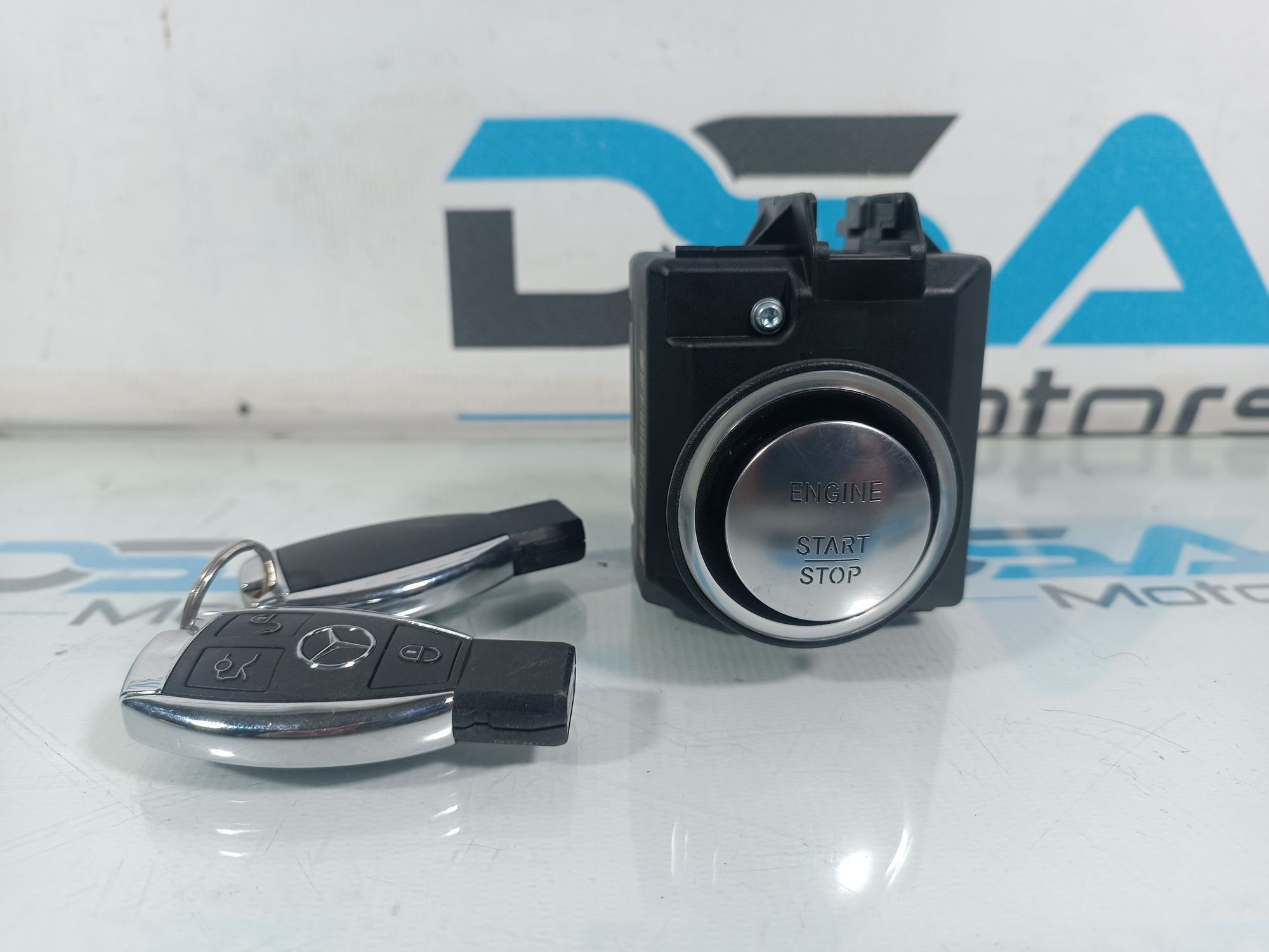 https://ycs.partsauto.market/partsauto-images/thmbs/userImages/b7628e092085f1f91467af1afb6e7630/part/934ebc96-a92b-48c4-b206-7747dee80cd8_1711456977620.jpg